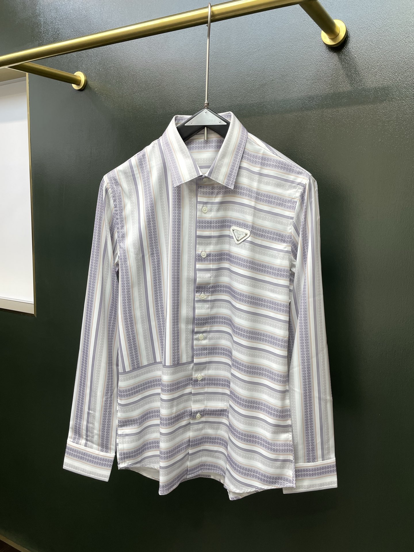 秋冬服の通販 プラダ ワイシャツ トップス  メンズ