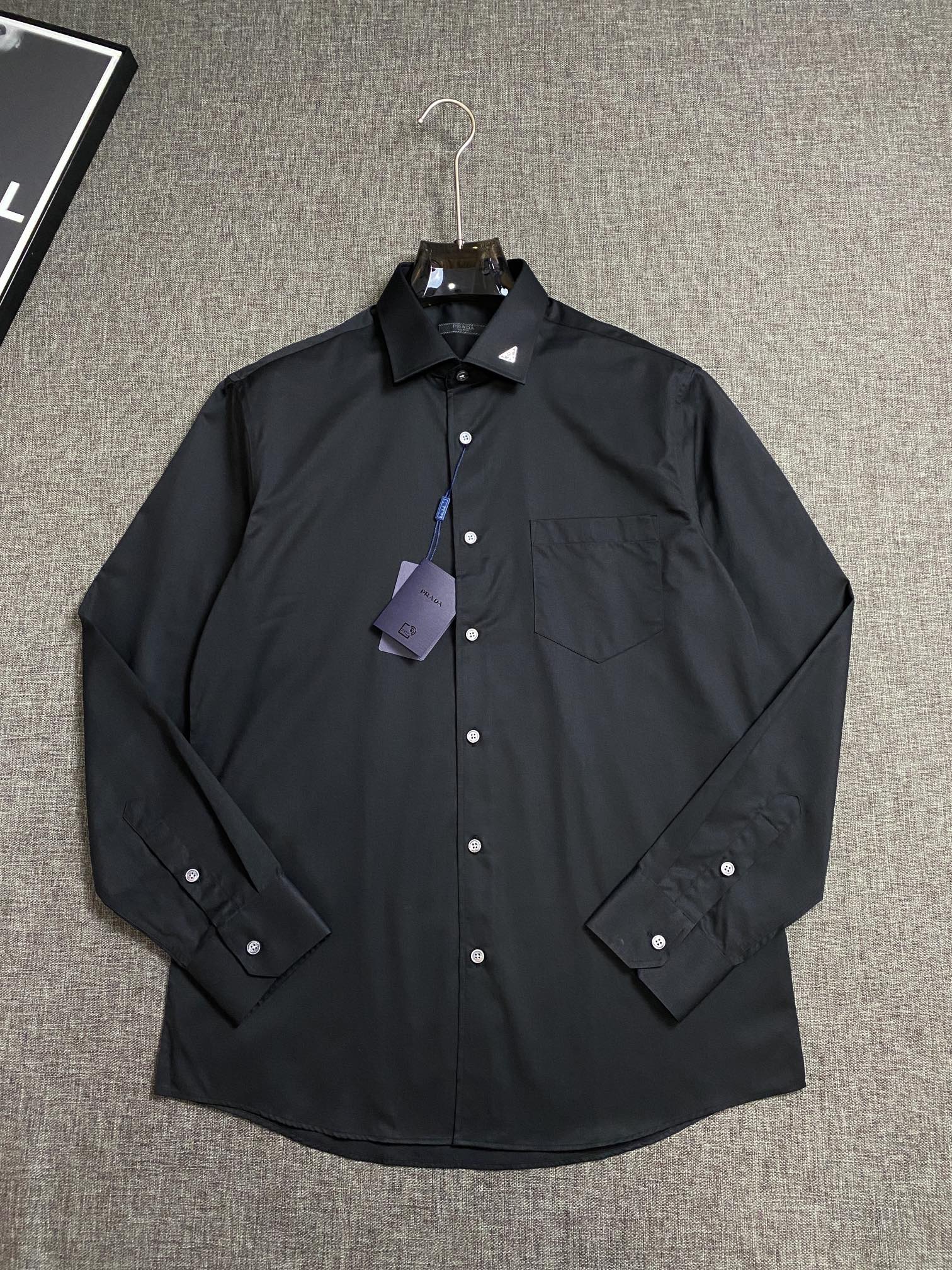 秋冬服の通販 プラダ ワイシャツ トップス メンズ