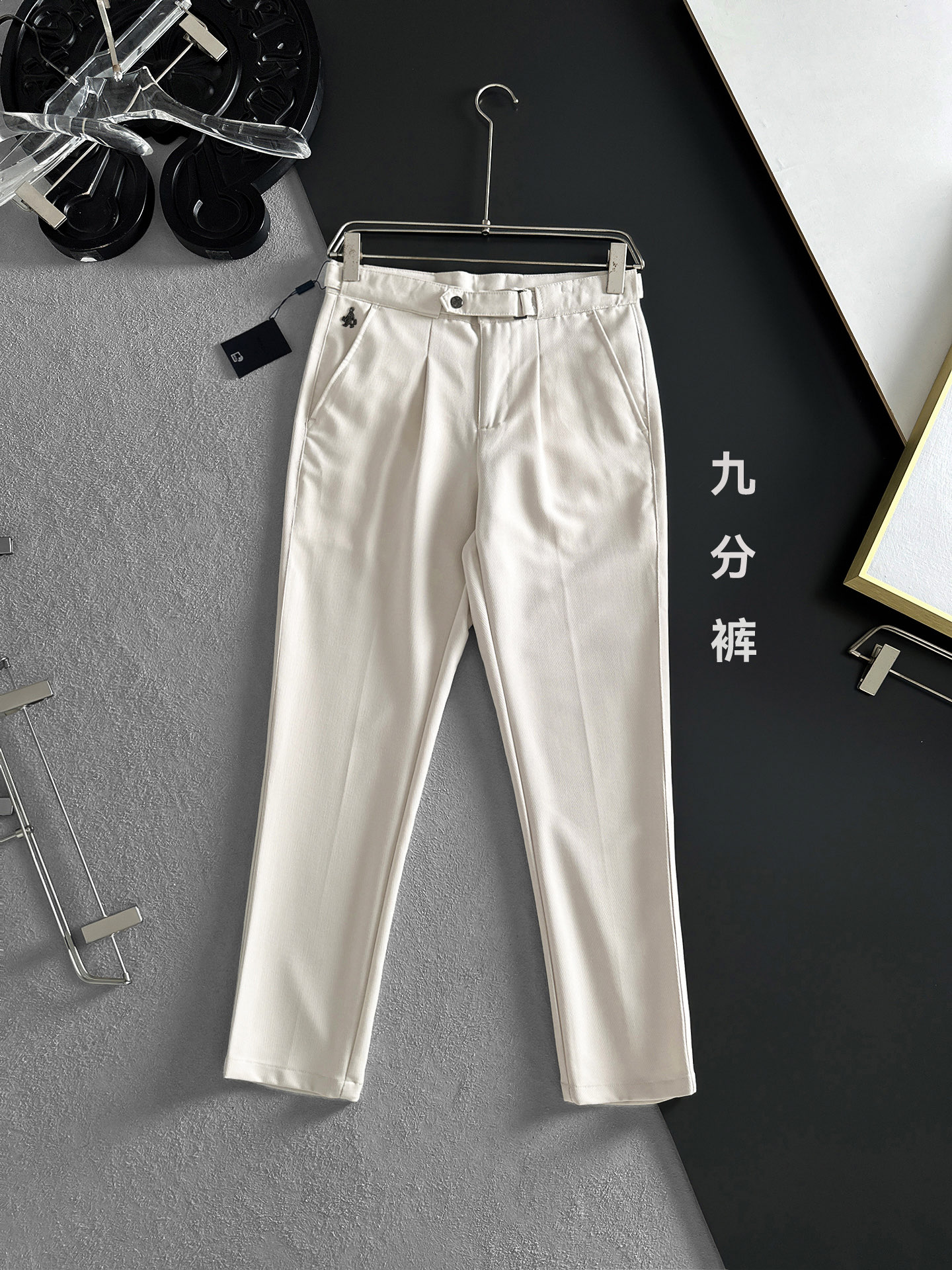 秋冬服の通販 プラダ カジュアルパンツ ズボン  メンズ