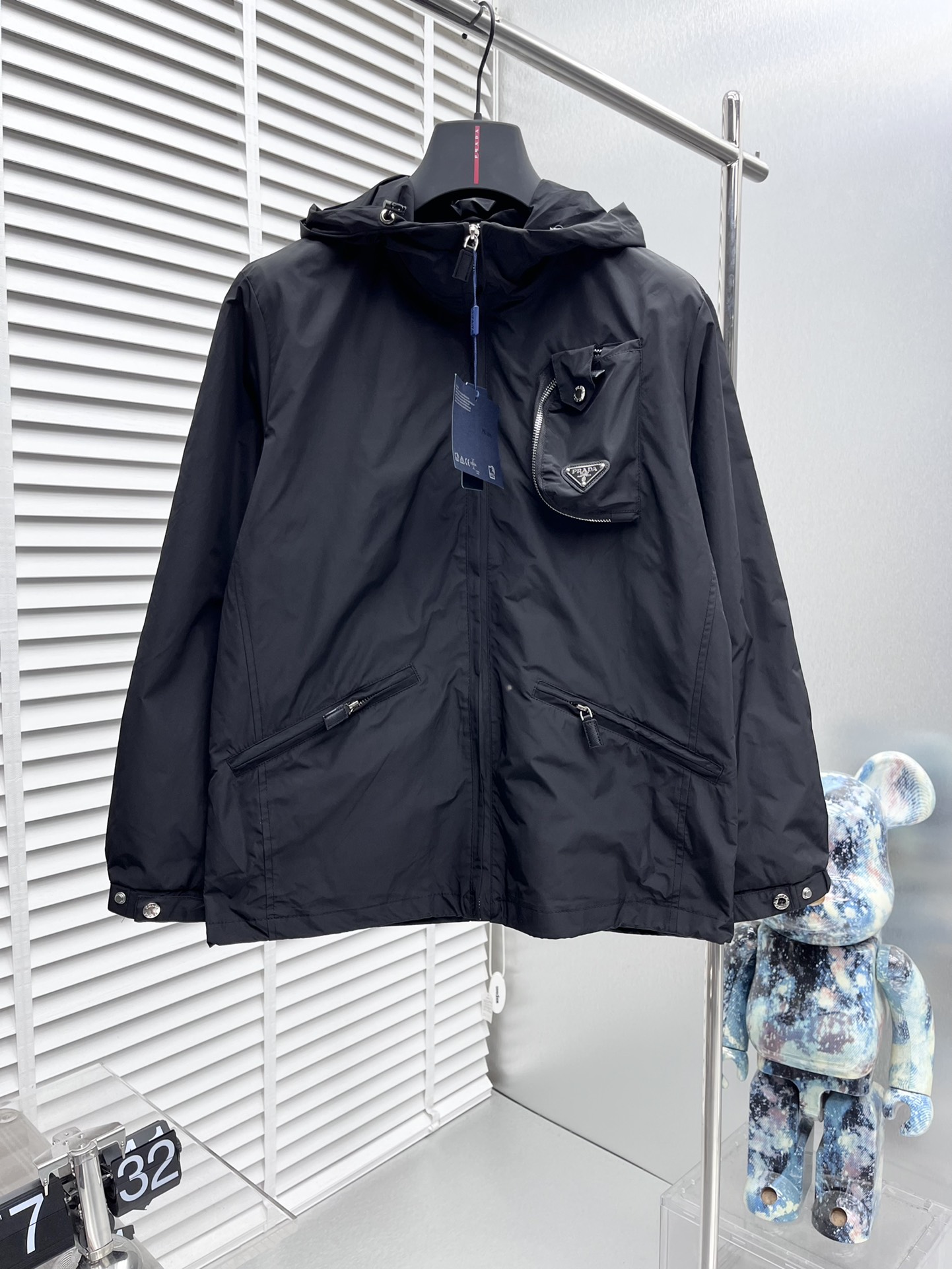 秋冬服の通販 プラダ トップス/アウター メンズ