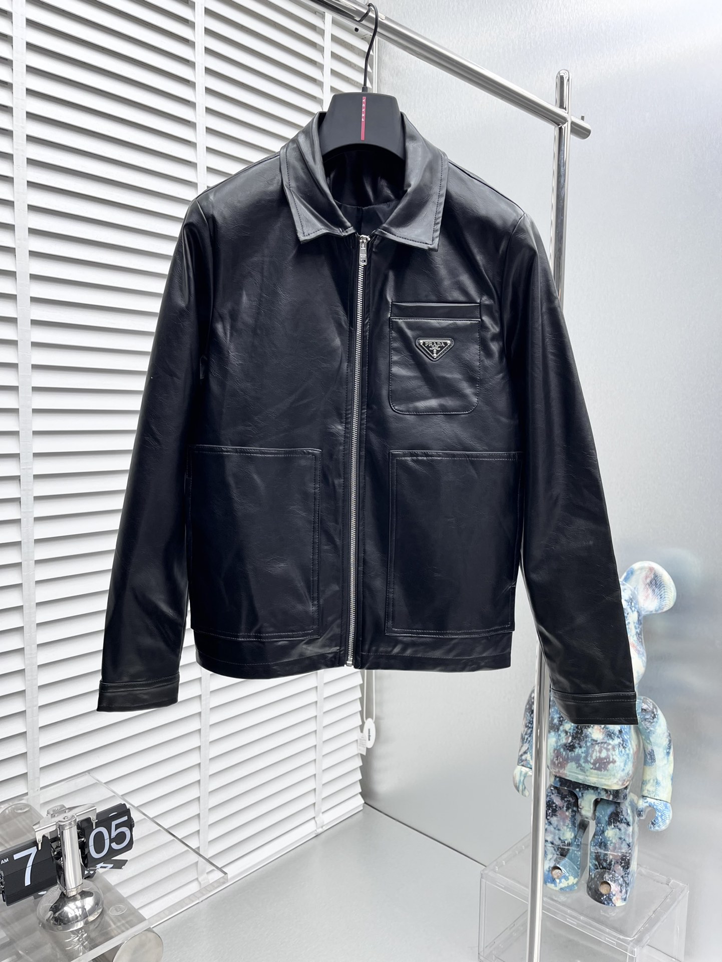 秋冬服の通販 プラダ トップス/アウター メンズ