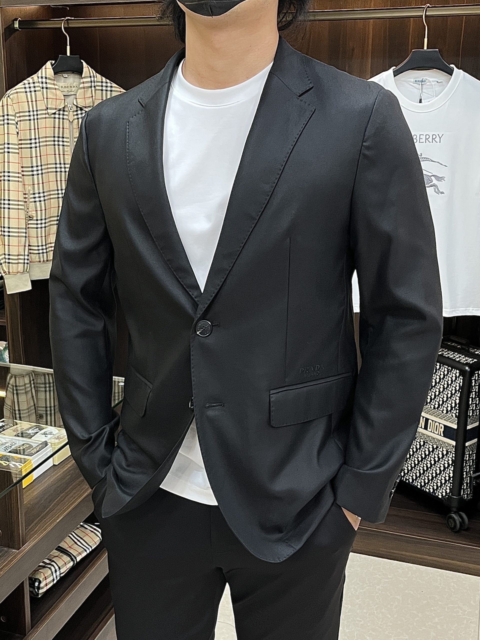 秋冬服の通販 プラダ スーツジャケット  メンズ