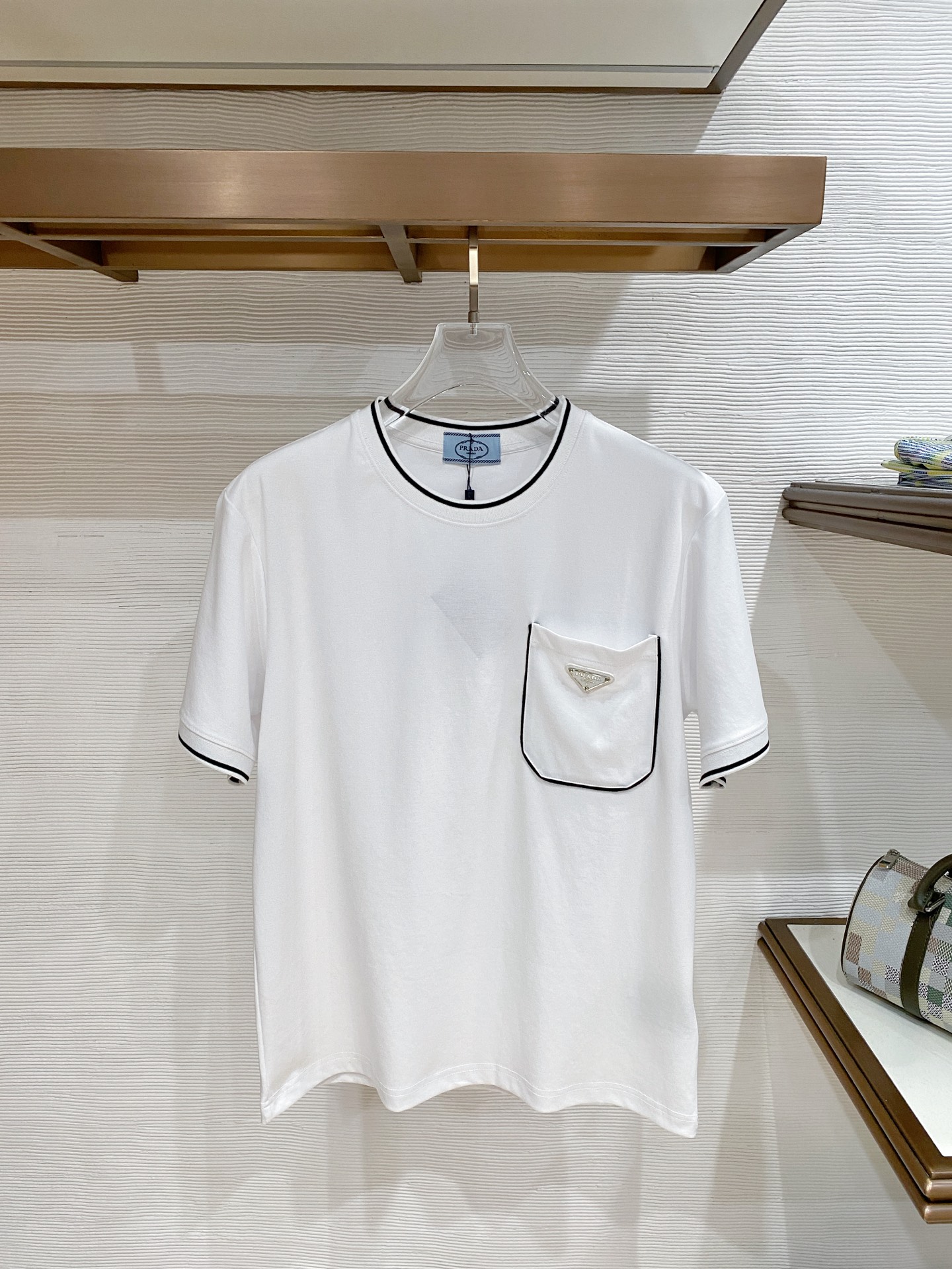 プラダ 半袖Tシャツ トップス メンズ