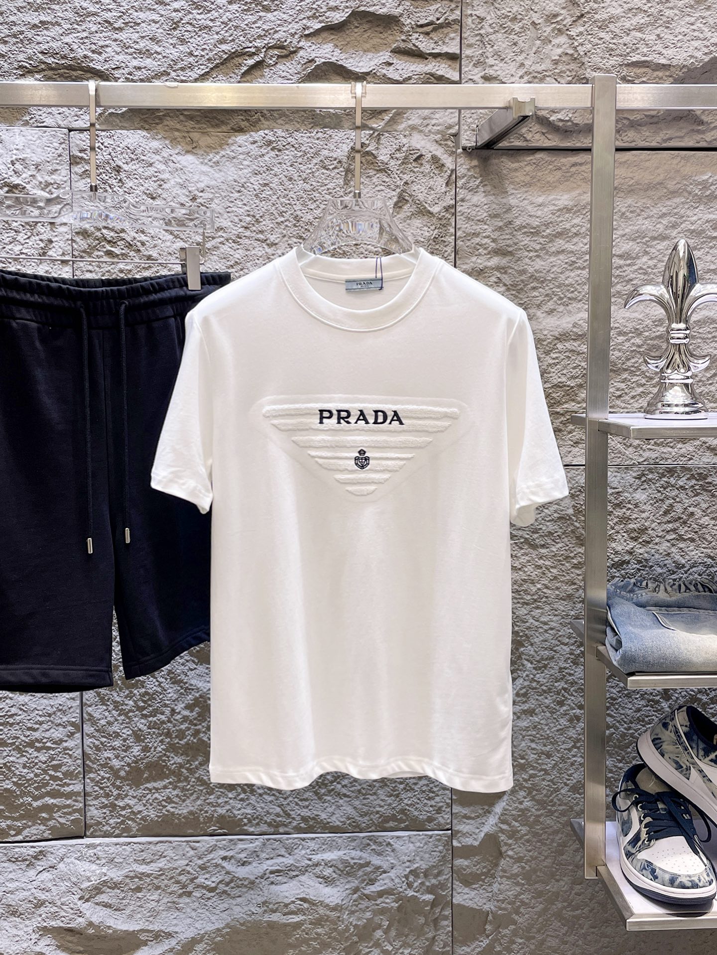 プラダ 半袖Tシャツ トップス