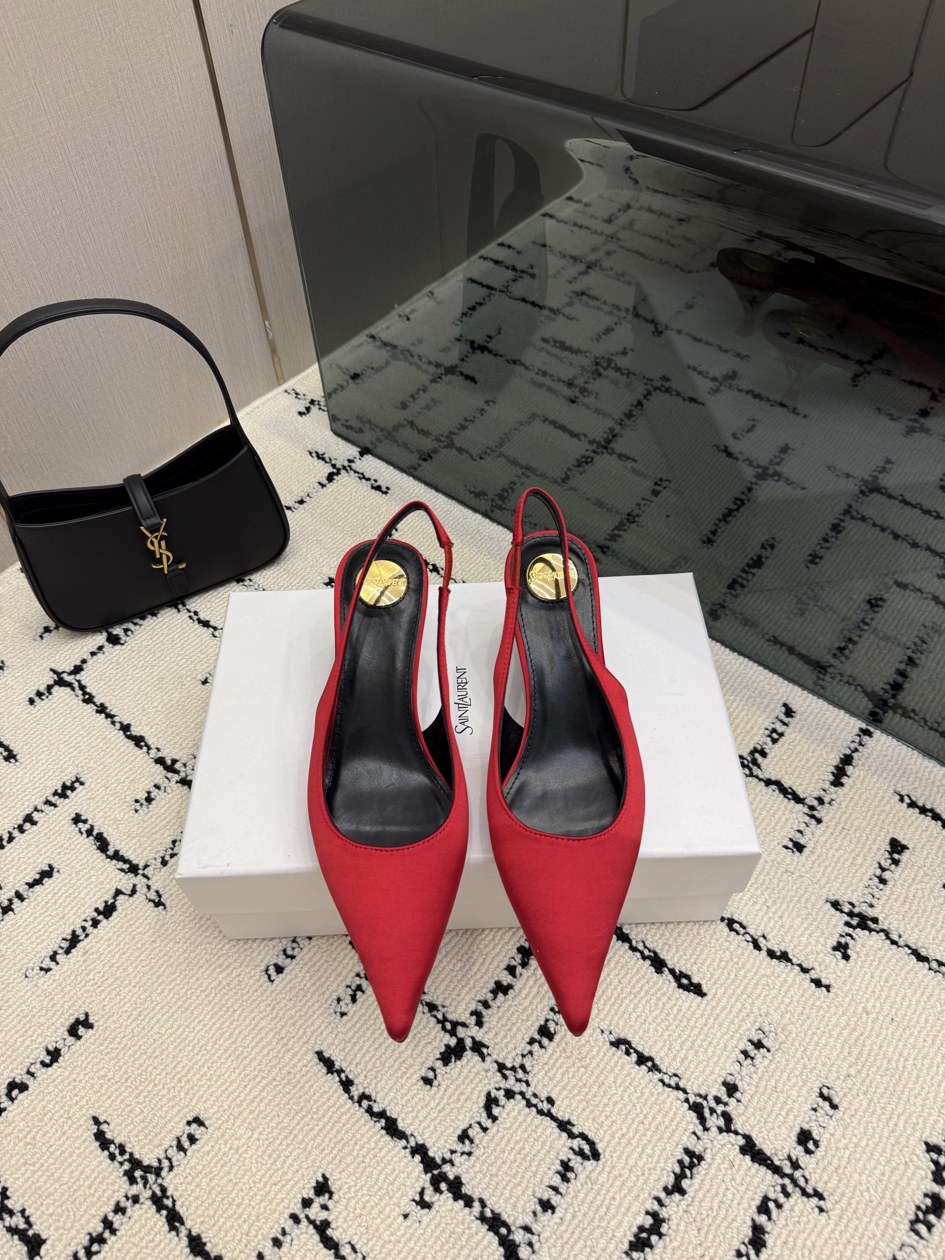 2026靴通販 イヴ サンローラン シューズ ハイヒール サンダル