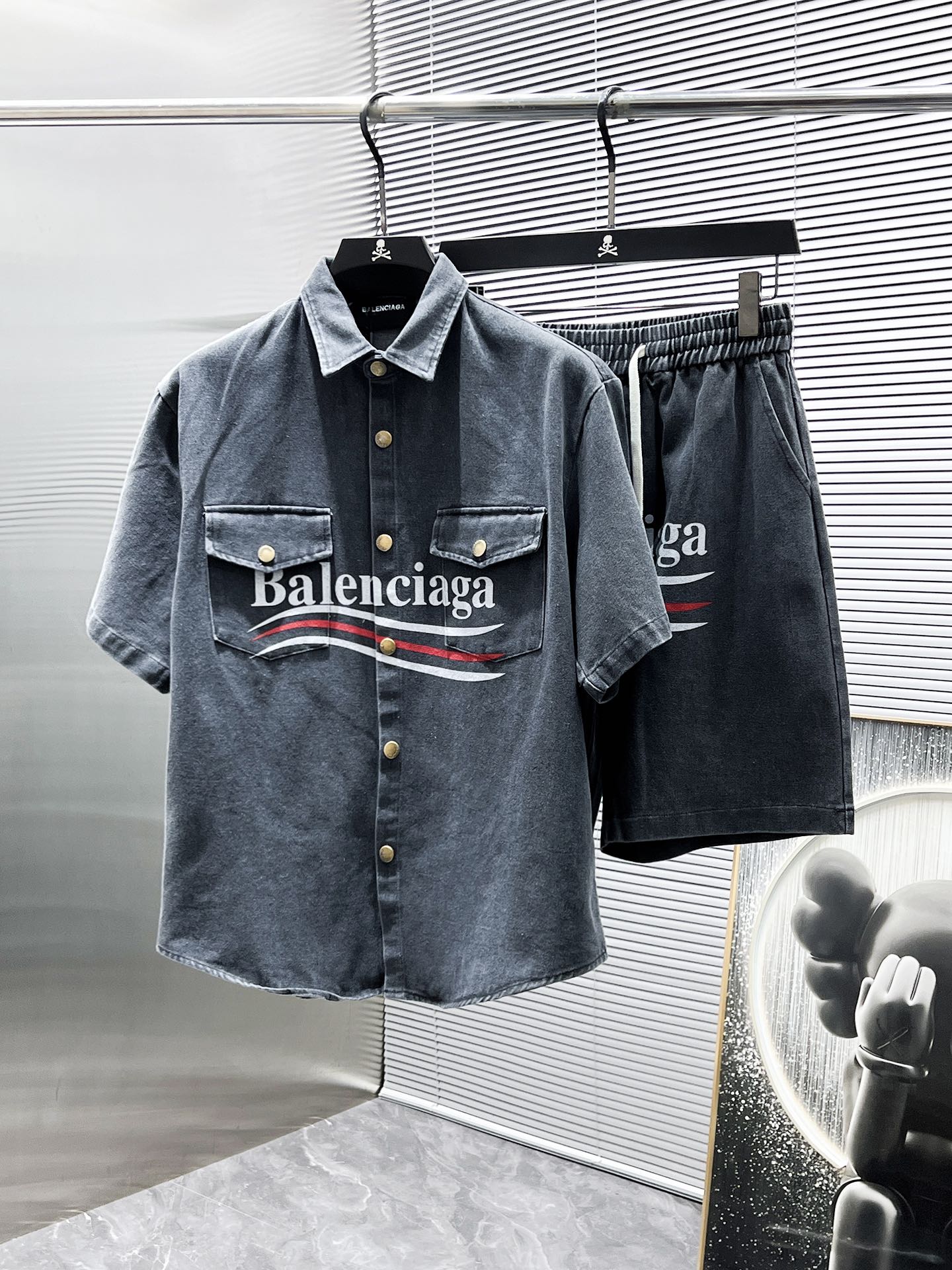 バレンシアガ 上下服 セットアップ メンズ