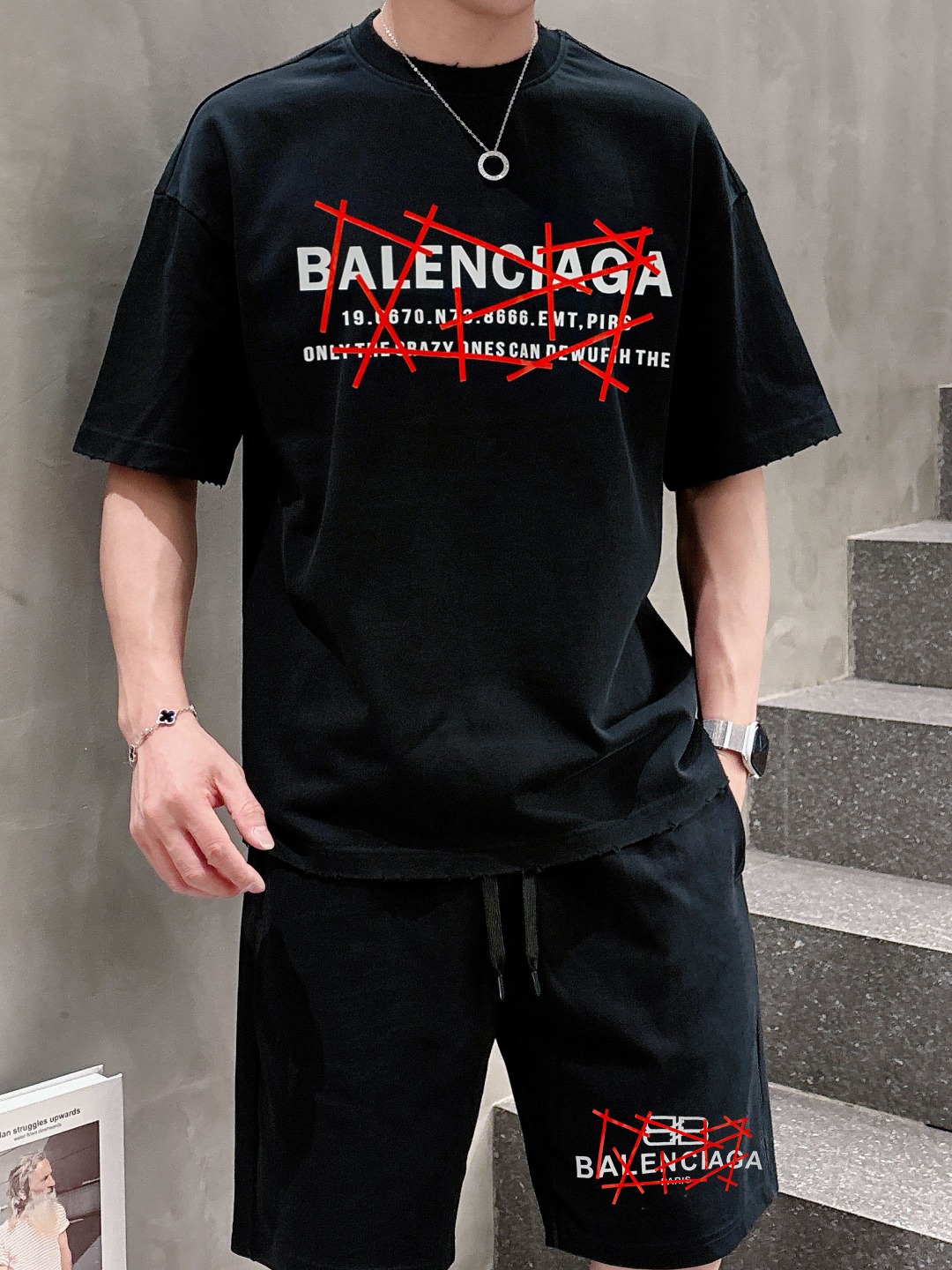 バレンシアガ 上下服 セットアップ メンズ
