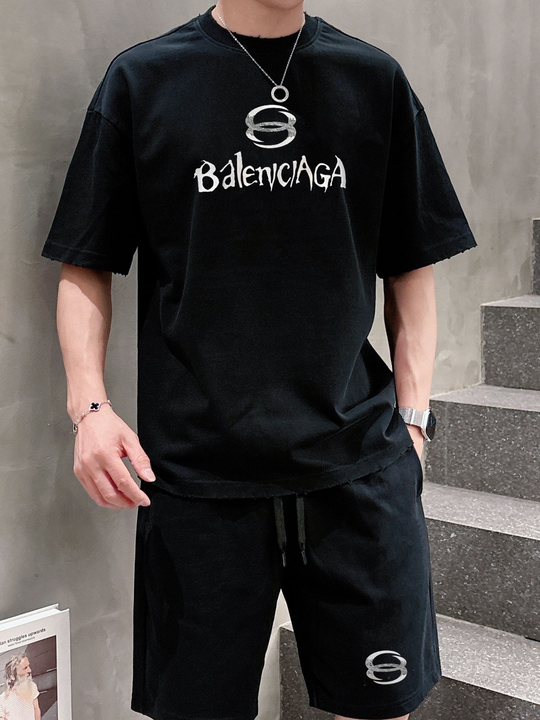 バレンシアガ 上下服 セットアップ メンズ