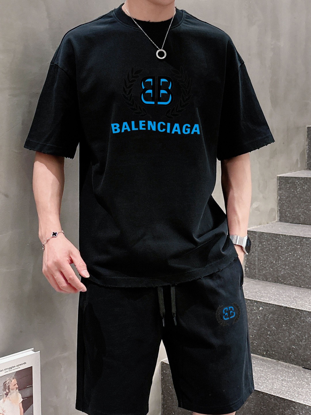 バレンシアガ 上下服 セットアップ メンズ