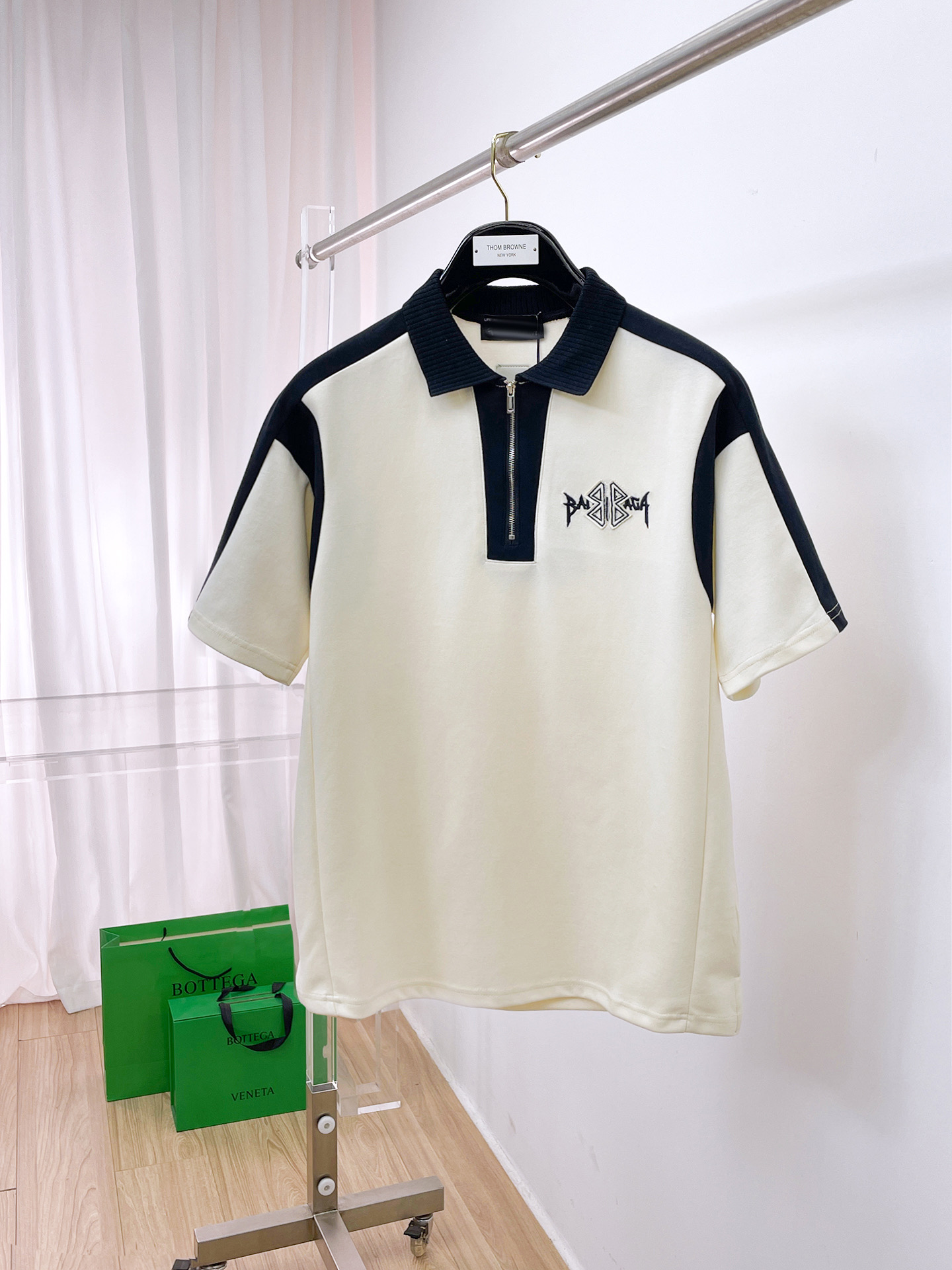 バレンシアガ 半袖Tシャツ トップス メンズ