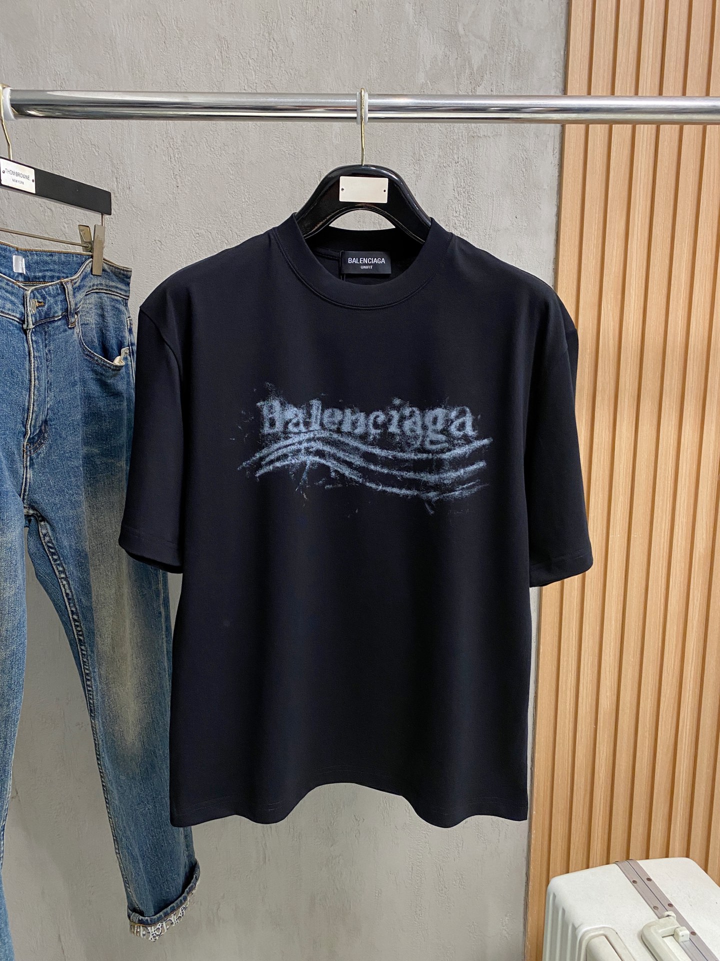 バレンシアガ 半袖Tシャツ トップス メンズ