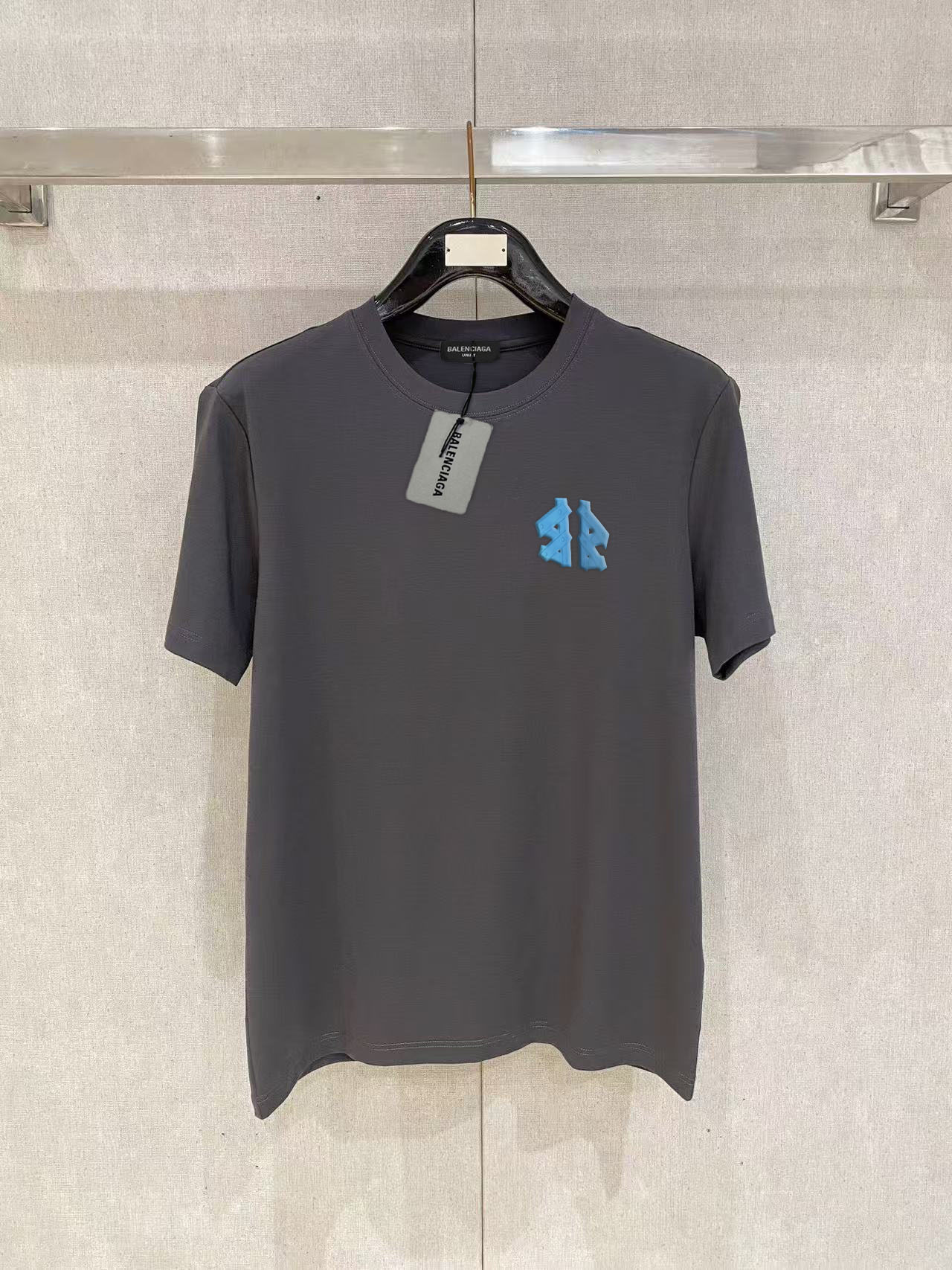 バレンシアガ 半袖Tシャツ トップス メンズ