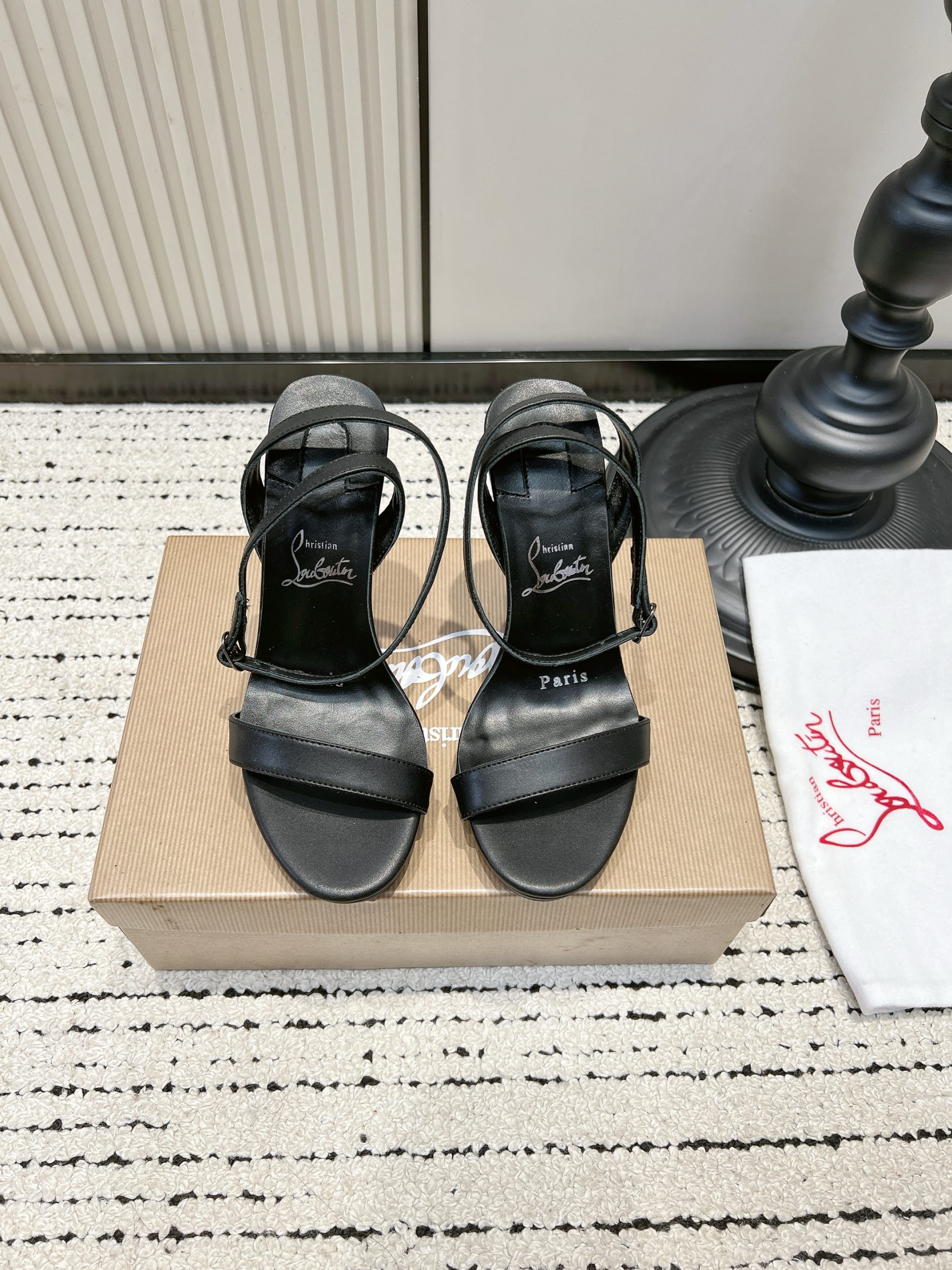 人気ランキング クリスチャン ルブタン シューズ ヒールパンプス