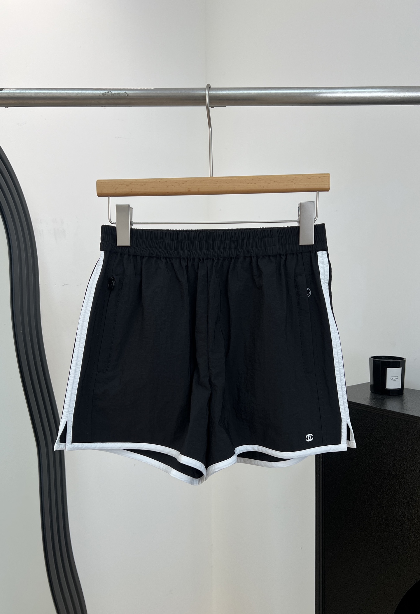 シャネル ショートパンツ ズボン?