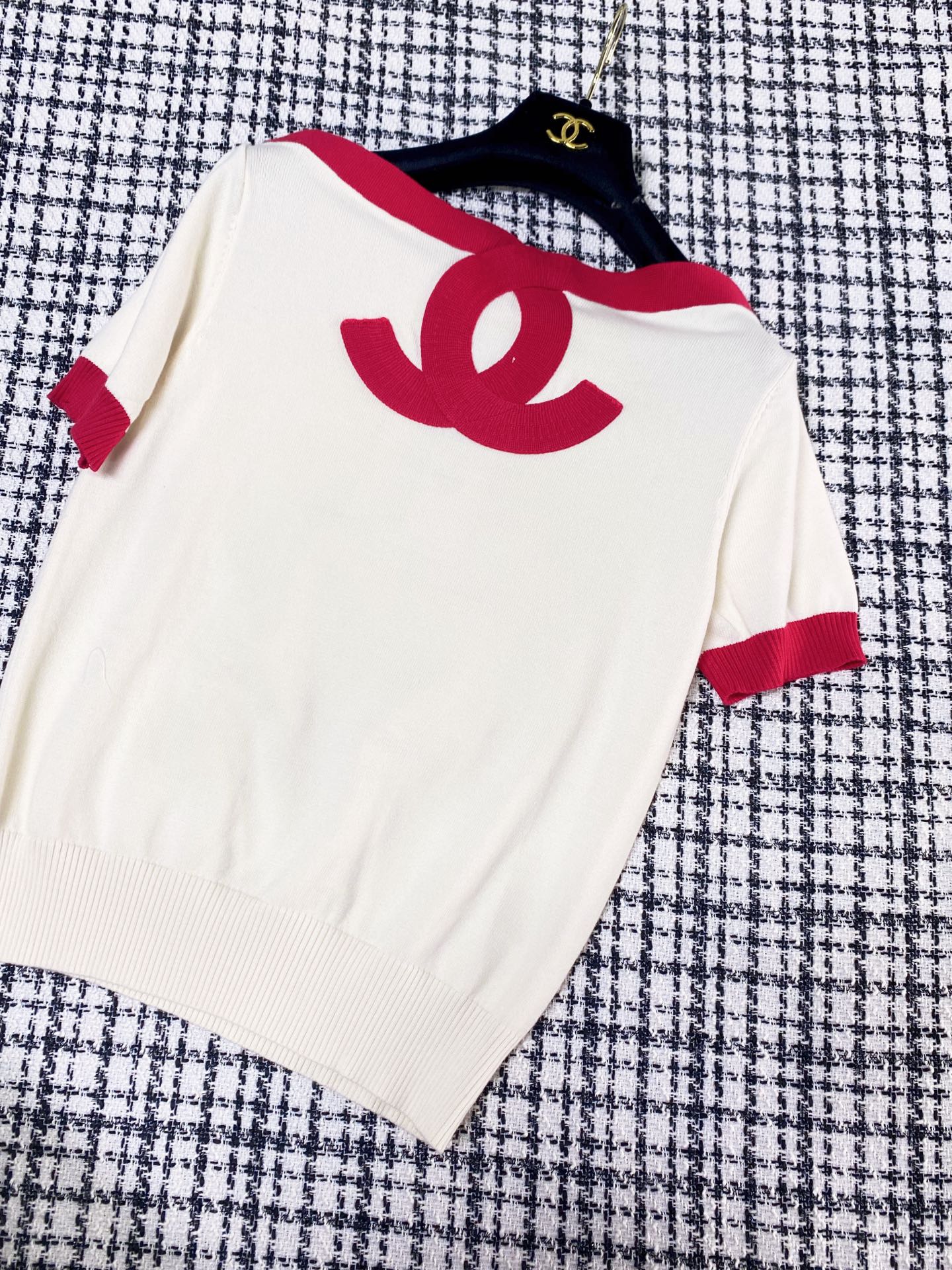 シャネル 半袖Tシャツ トップス?