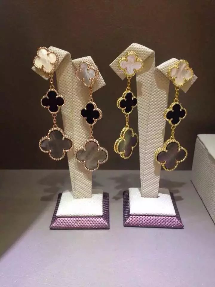 Van Cleef & Arpels ヴァン クリーフ＆アーペル イヤリング ピアス