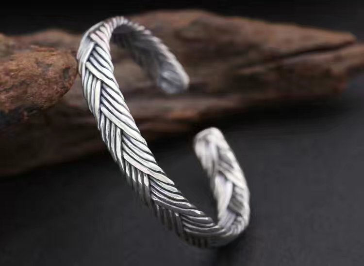 ChromeHearts クロムハーツ100% 925シルバー 正規品品質 男女用 カフブレス