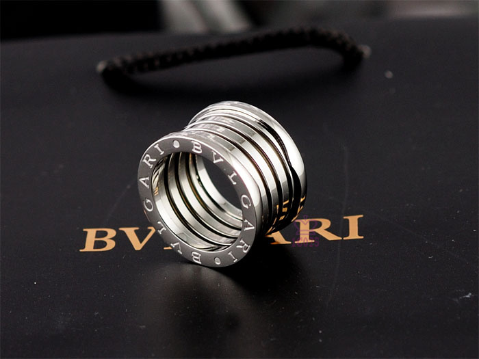 【送料無料】Bvlgari ブルガリ リング 【指輪】 男女兼用 bv