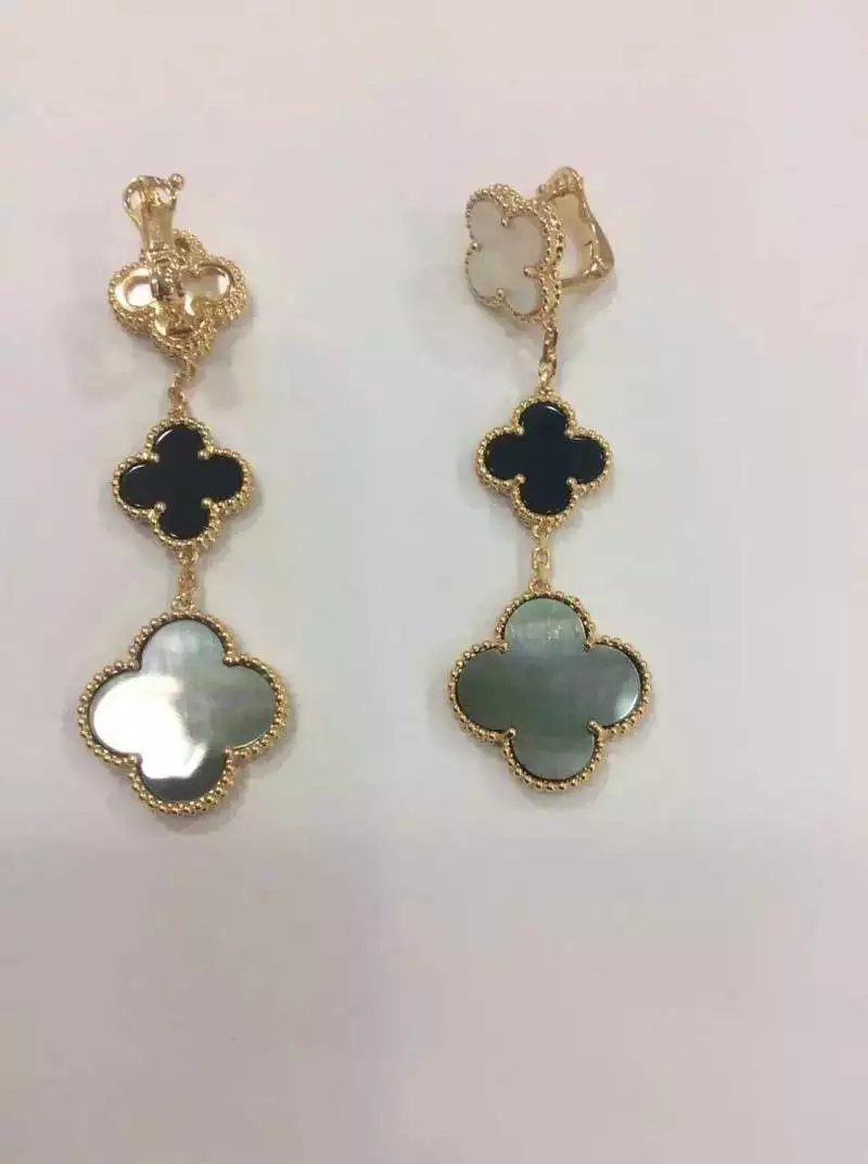 Van Cleef & Arpels ヴァン クリーフ＆アーペル イヤリング ピアス