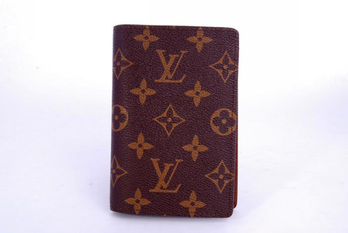 ルイヴィトン　LOUIS VUITTON　モノグラム パスポートカバー クーヴェルテュール パスポール