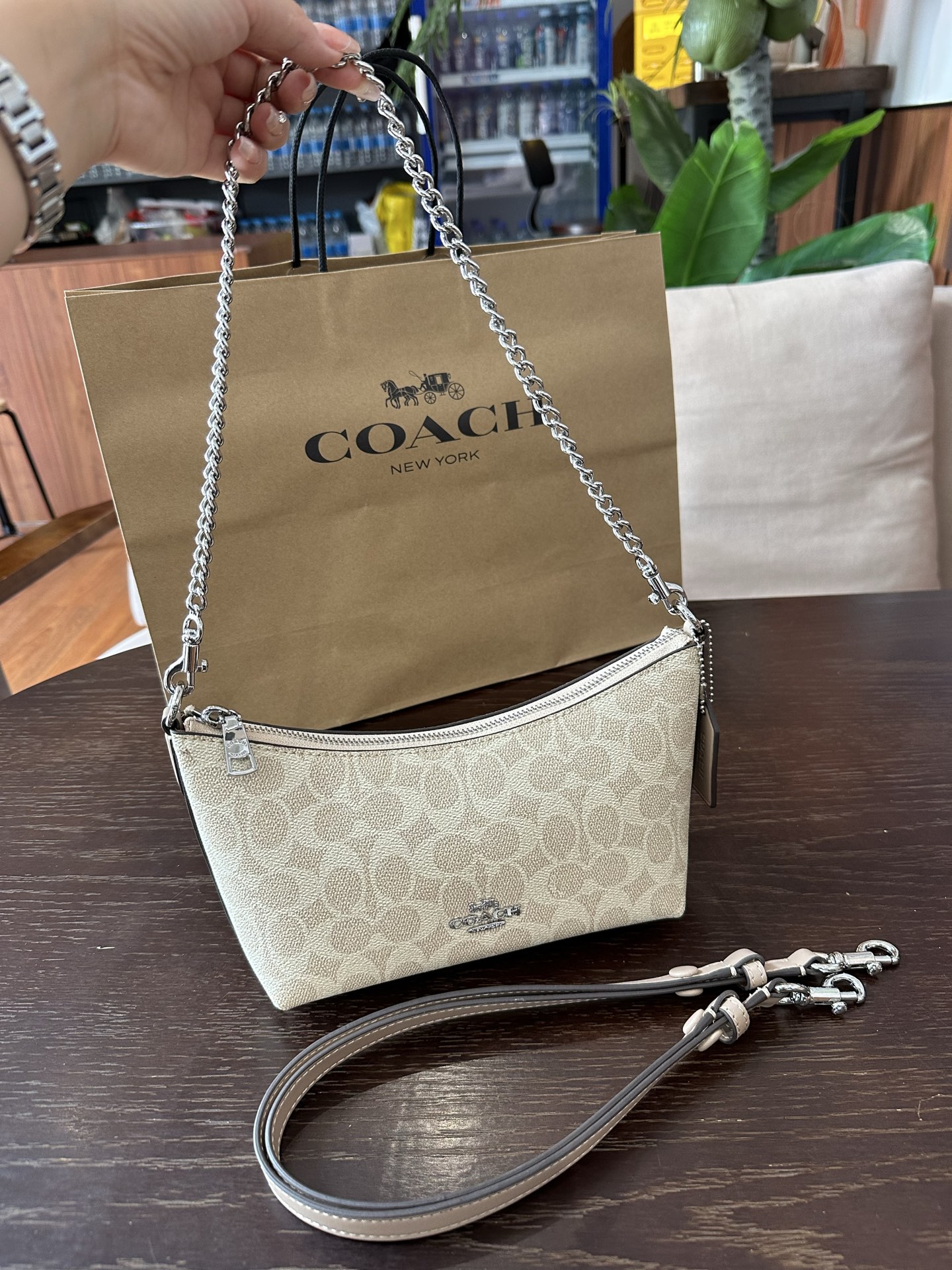 コーチ カバン バッグ ショルダーハンドバッグ Coach 2606