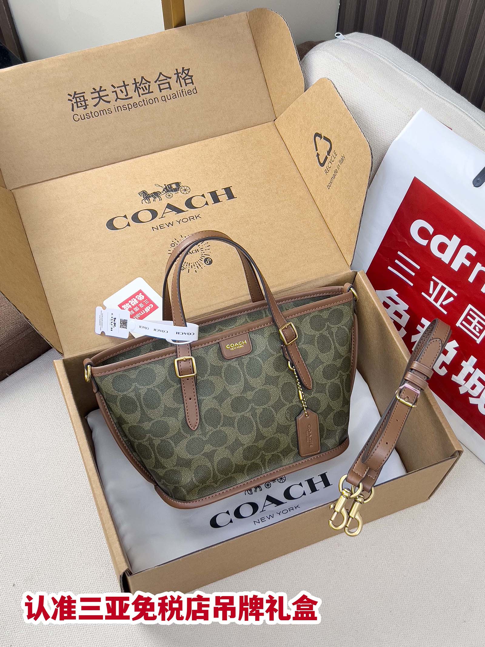 コーチ カバン バッグ ショルダーハンドバッグ Coach