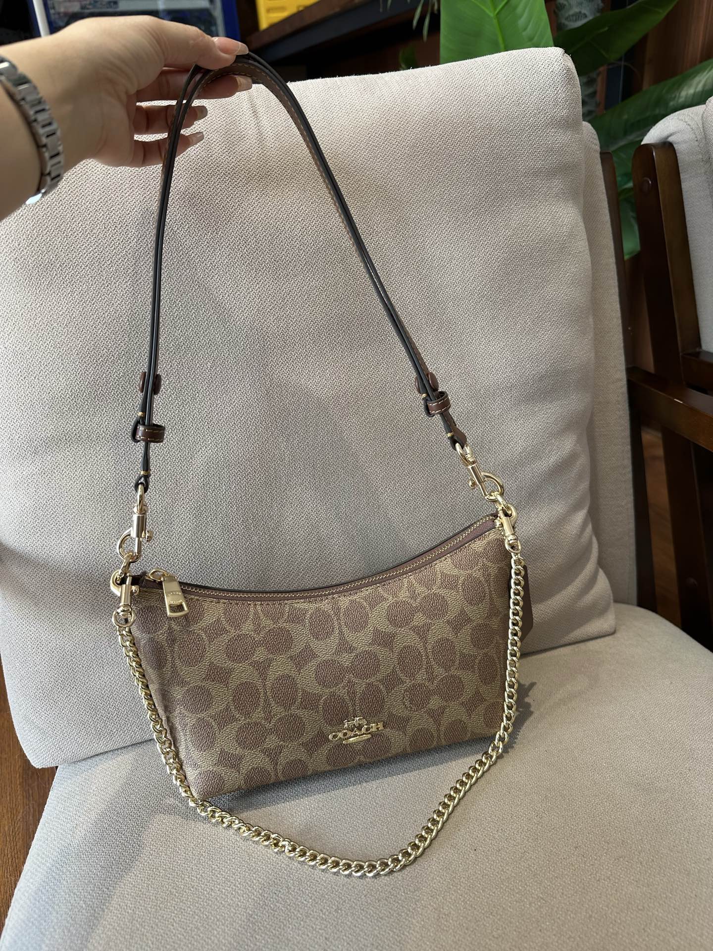 コーチ カバン バッグ ショルダーハンドバッグ Coach