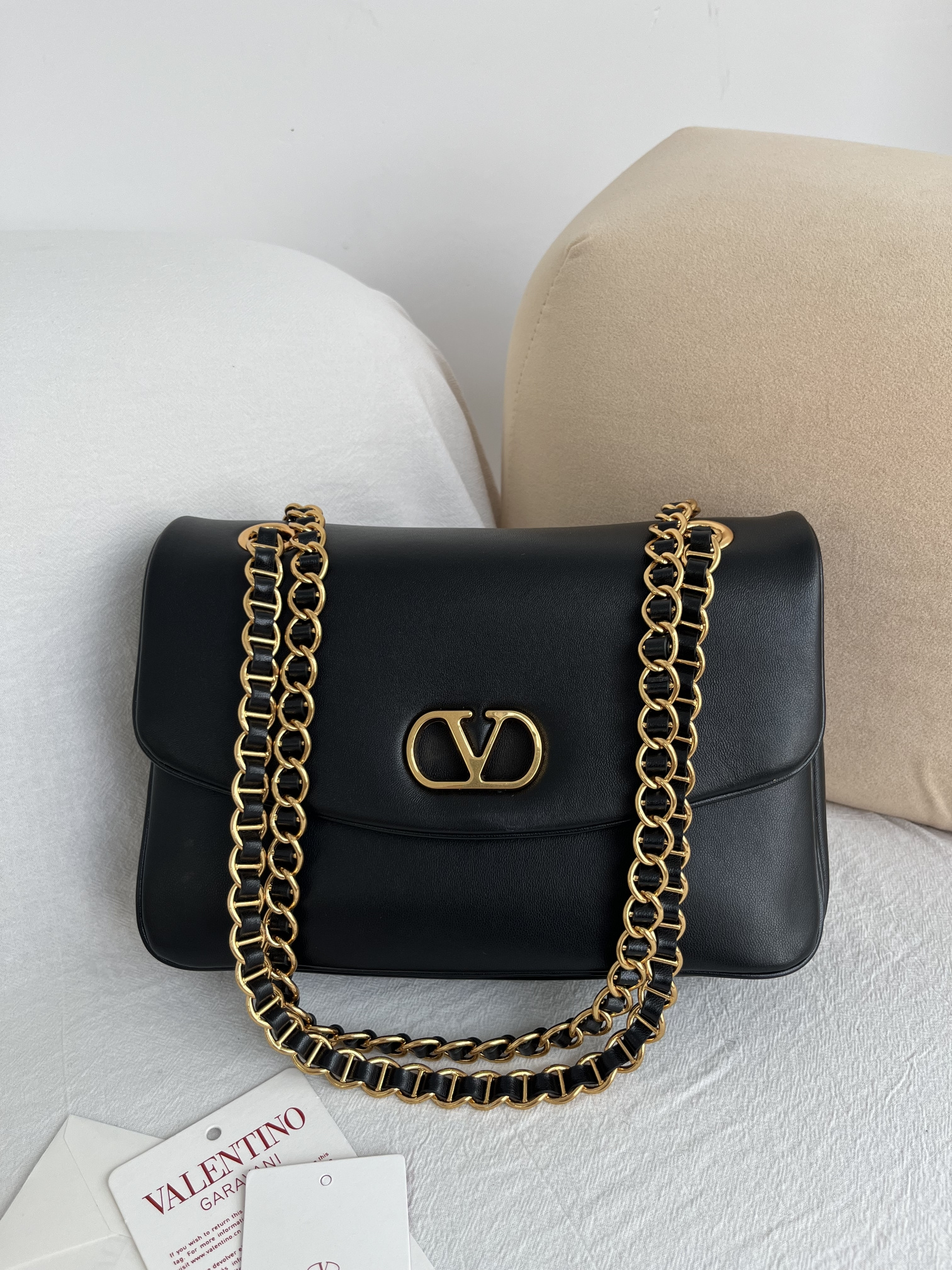 ヴァレンティノ カバン バッグ ショルダーハンドバッグ GARVANI DJUNA