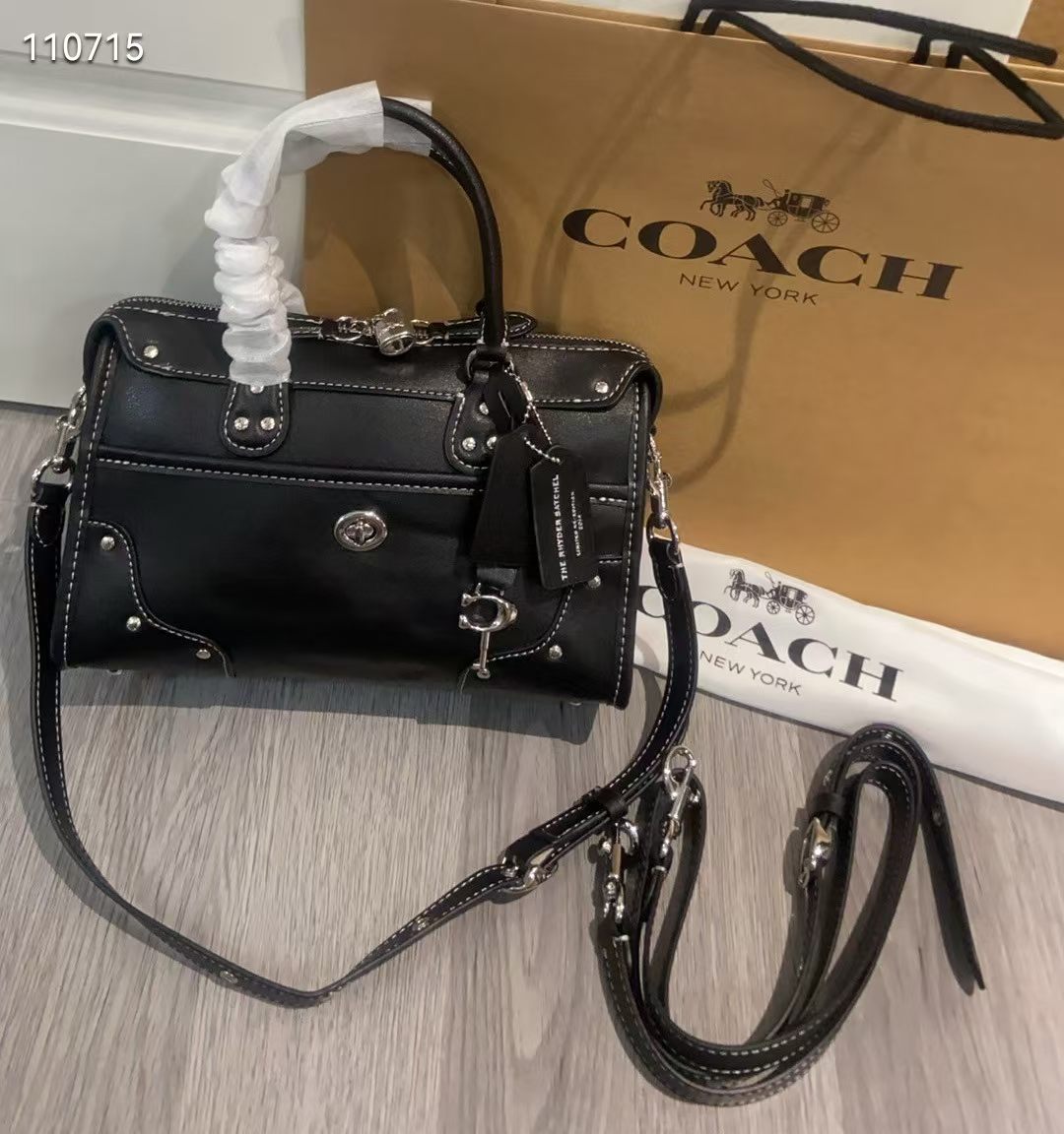コーチ カバン バッグ ショルダーハンドバッグ 2606