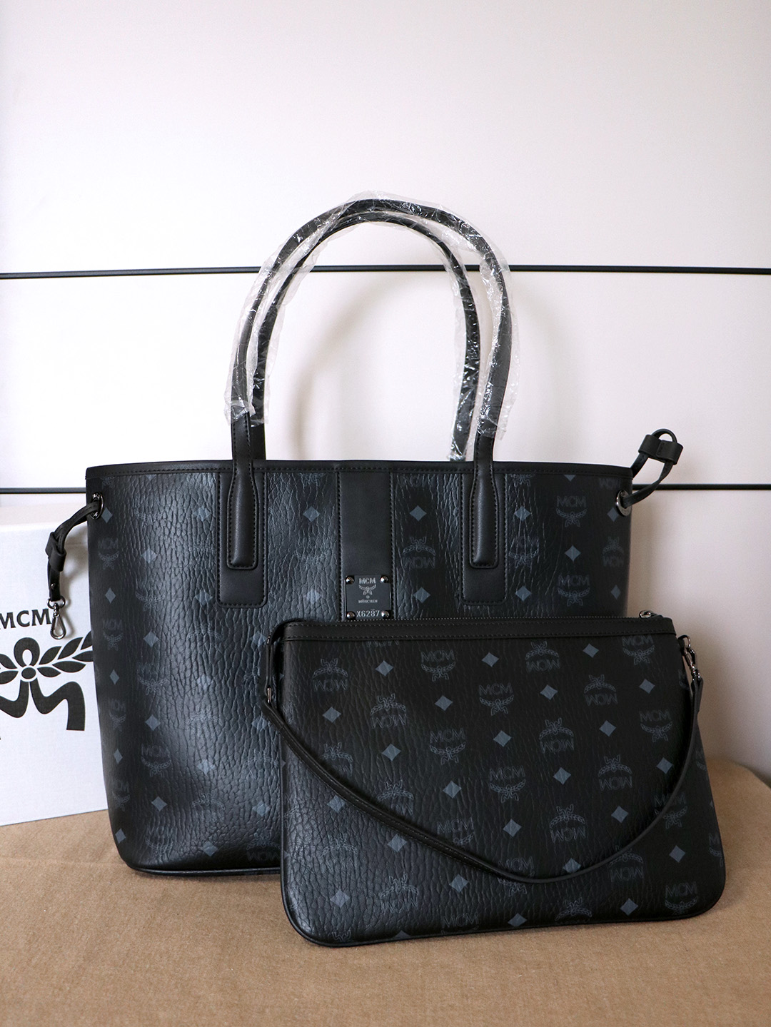 MCM(エムシーエム) カバン バッグハンド