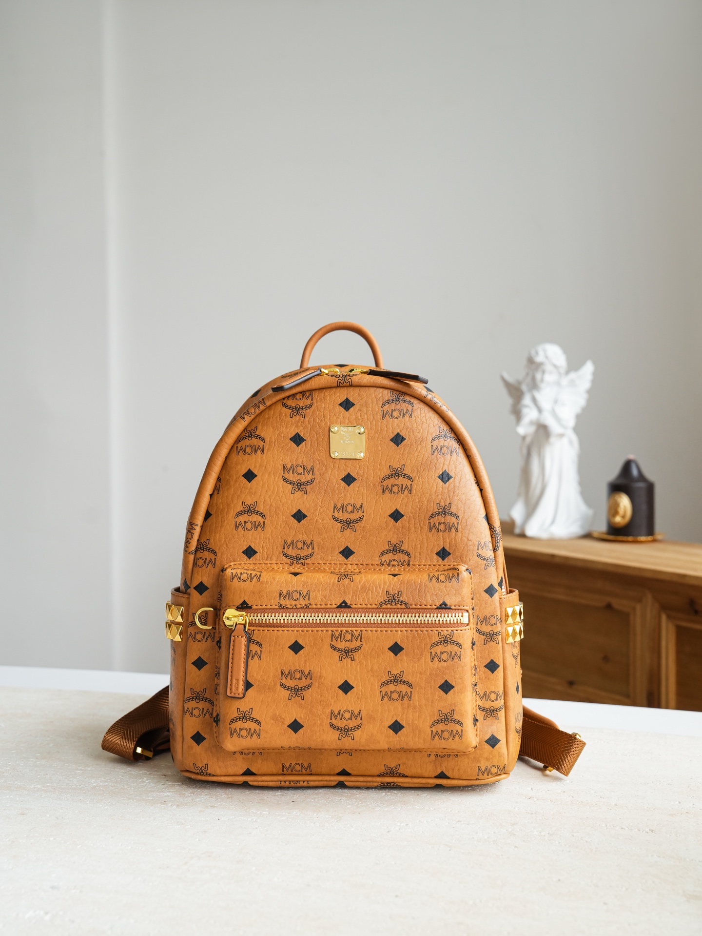 MCM(エムシーエム) 後背包 リュック Staek Visetos 2606