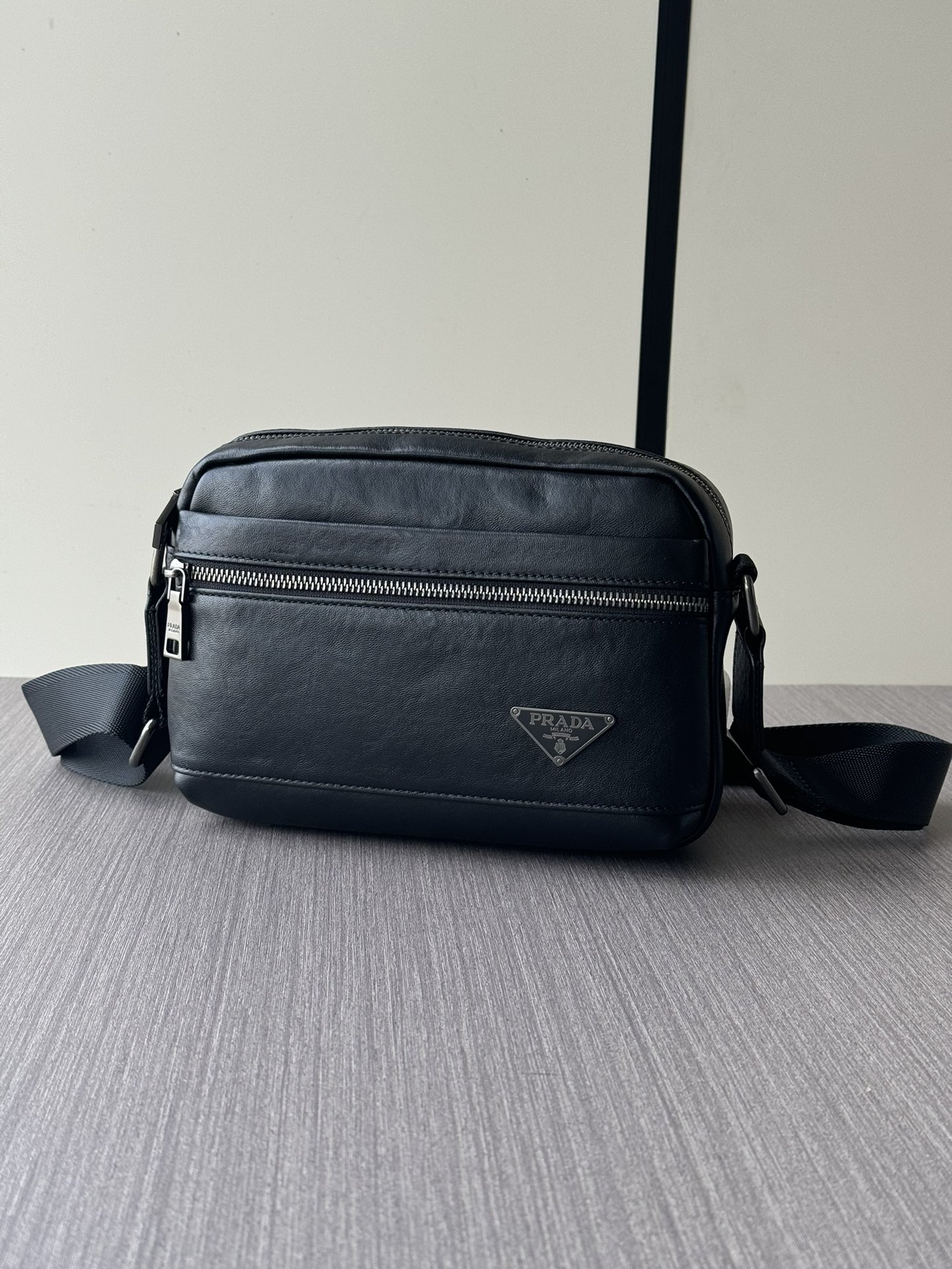 激安人気新品鞄 バッグ プラダ 2WAY 斜め挂けバッグ