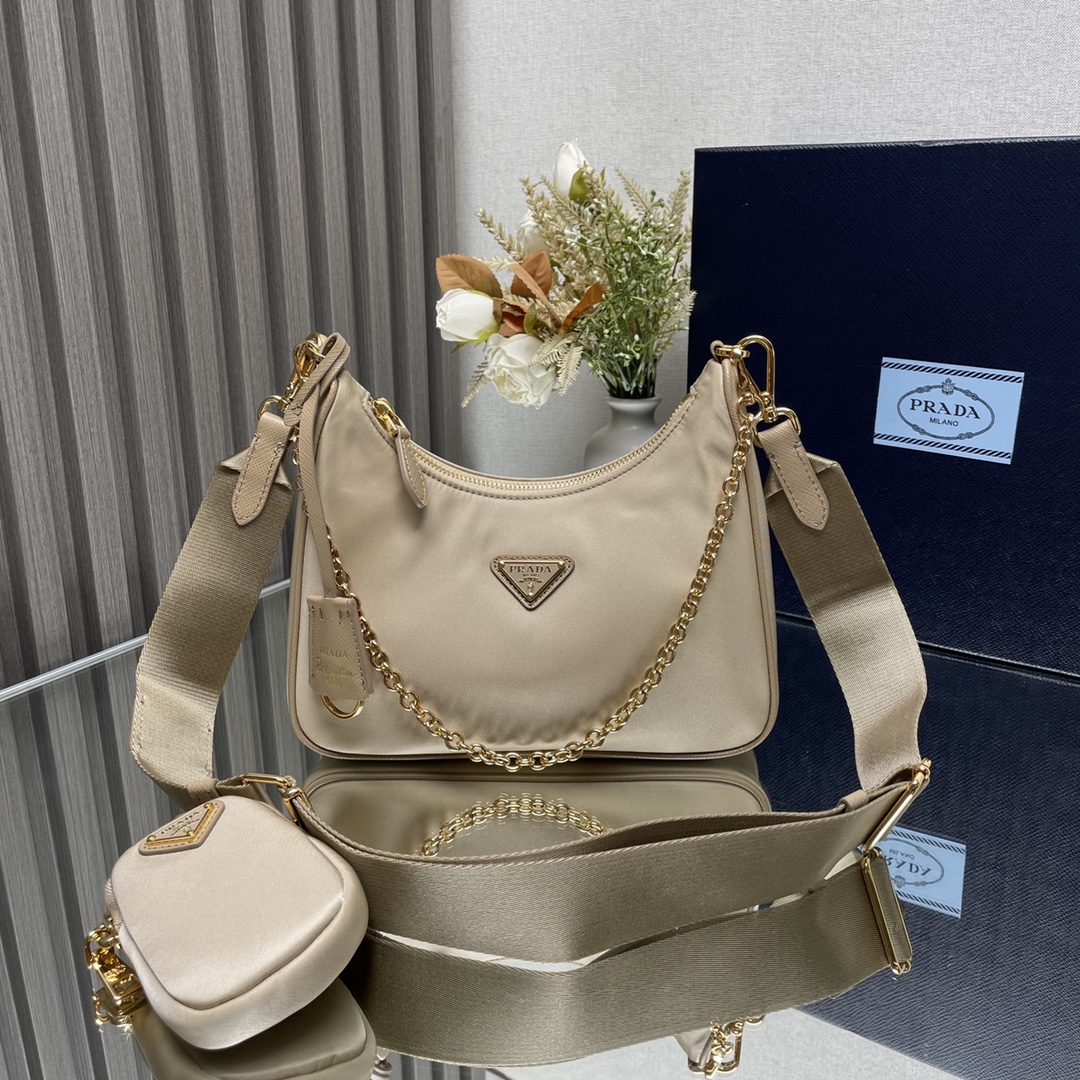 激安人気新品鞄 バッグ プラダ Nylon Hobo ハンドバッグ 2606