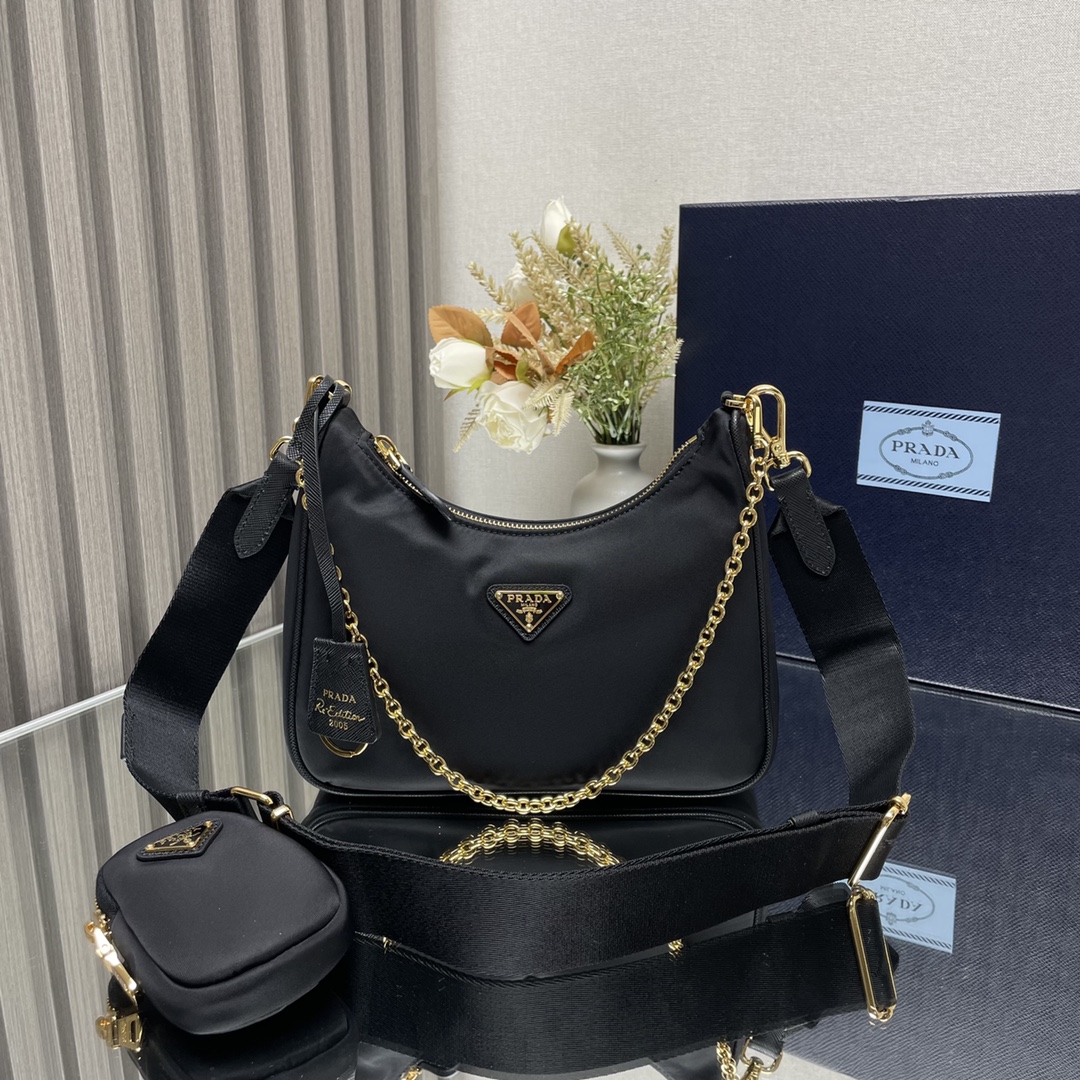 激安人気新品鞄 バッグ プラダ Nylon Hobo ハンドバッグ 2606
