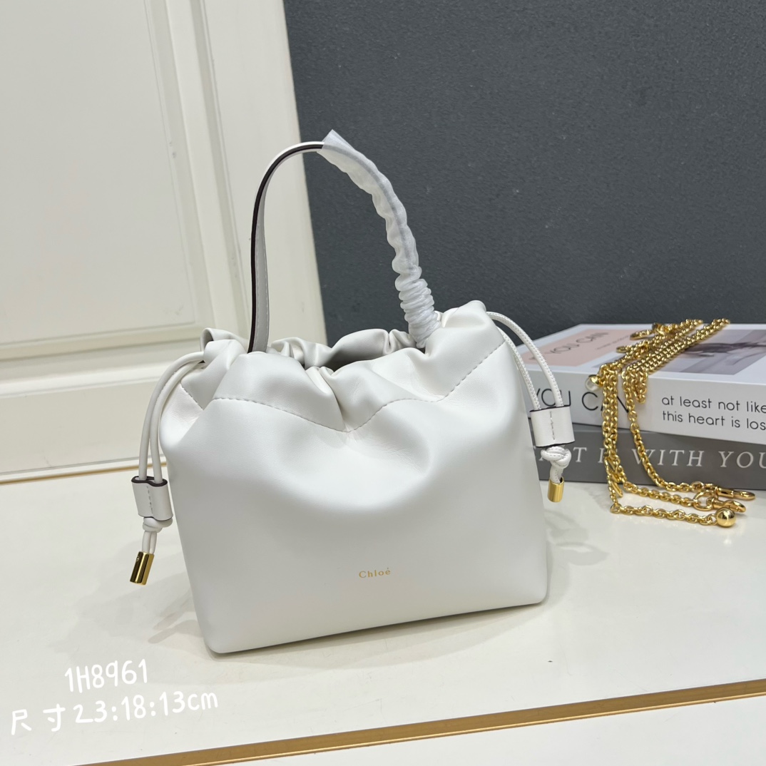 26新品 クロエ 鞄 カバン 手提げ袋 バッグ 2WAY 2606