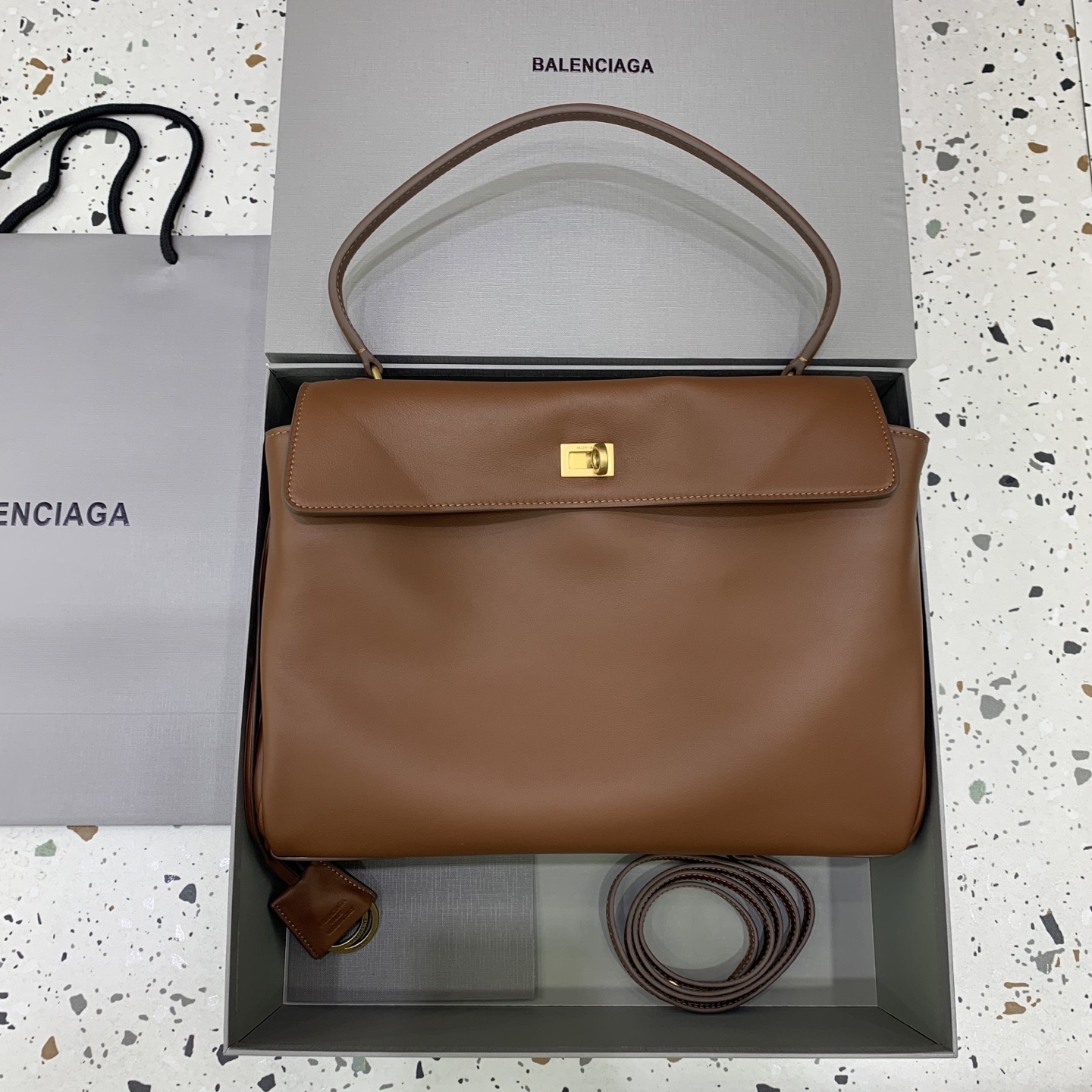26新品 バレンシアガ 鞄 カバン 手提げ袋 バッグ Balenciag Rodeo 2606