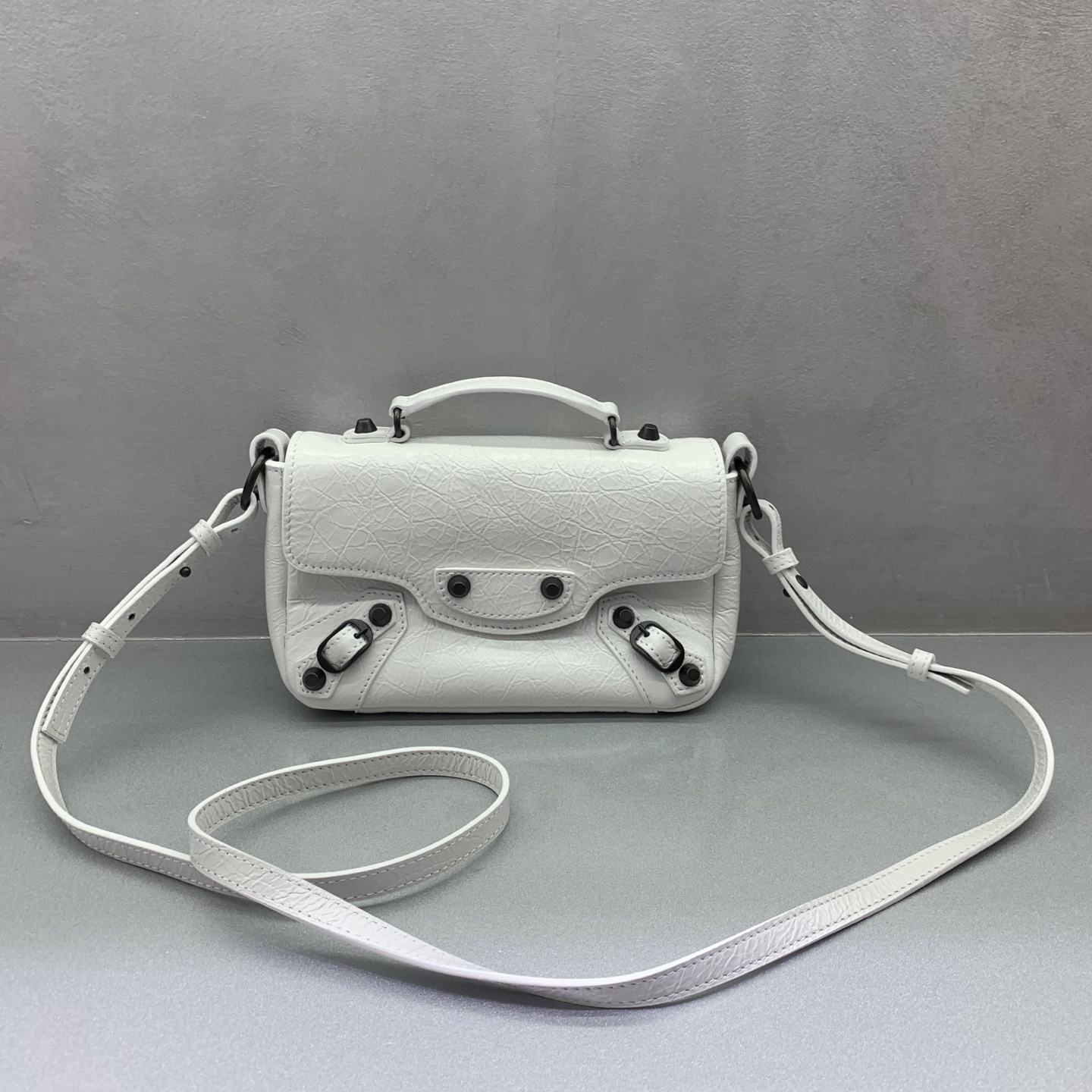 26新品 バレンシアガ 鞄 カバン 手提げ袋 バッグ 2606