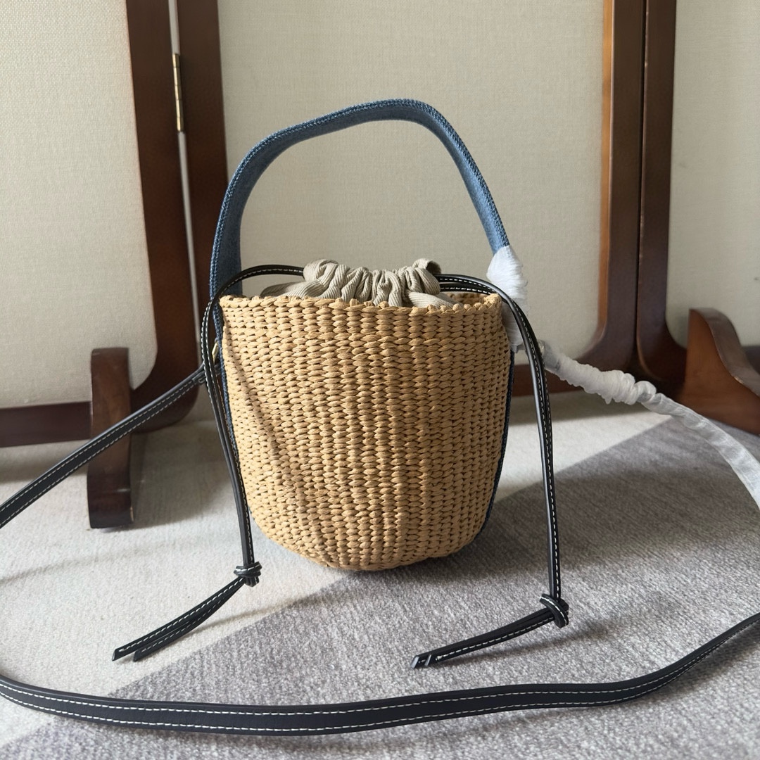 26新品 クロエ 鞄 カバン 手提げ袋 バッグ Woody basket 2606