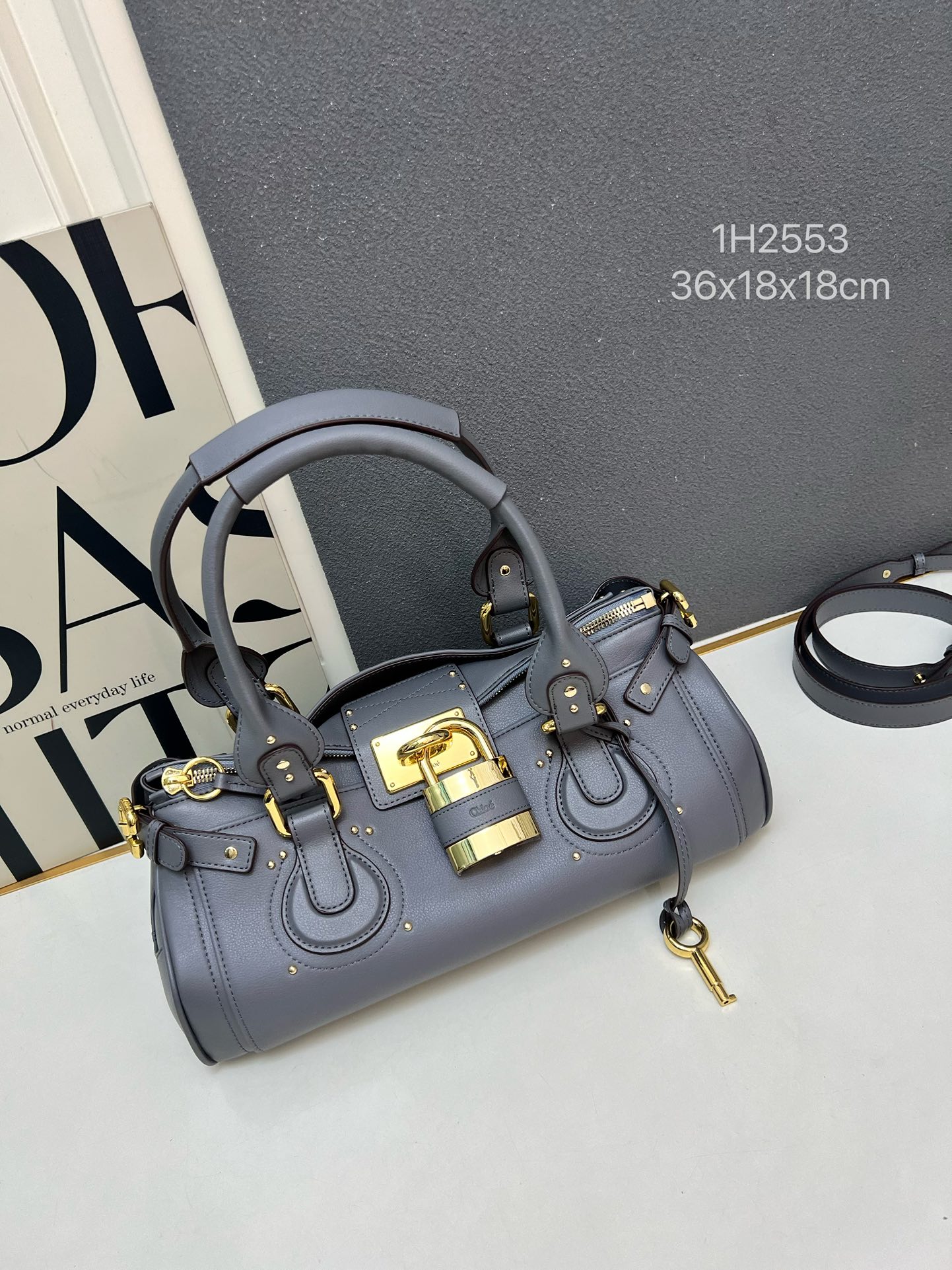 26新品 クロエ 鞄 カバン 手提げ袋 セミショルダー