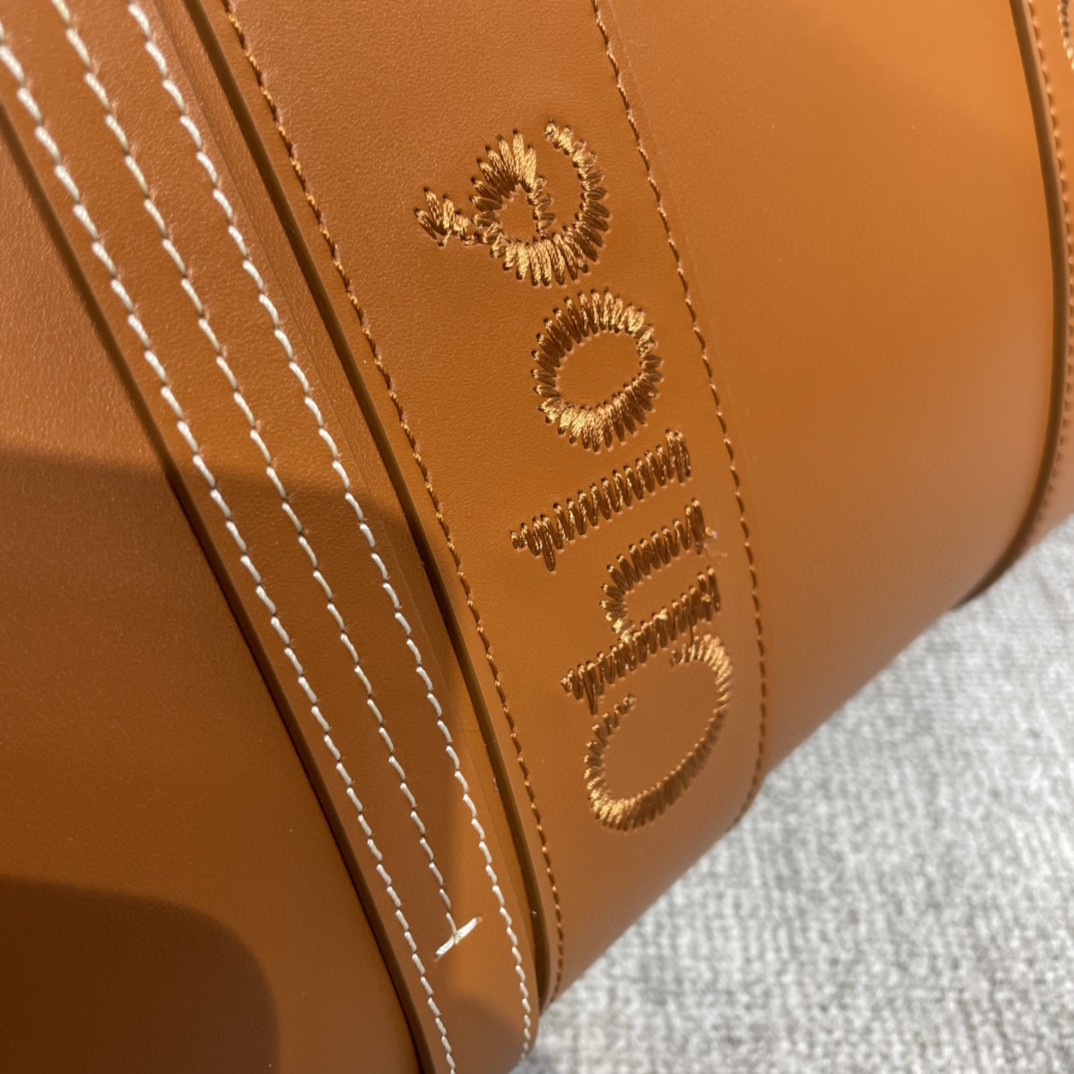 クロエ 極美品 45cm Woody 2WAY 手提げ袋 ショルダーバッグ 2211