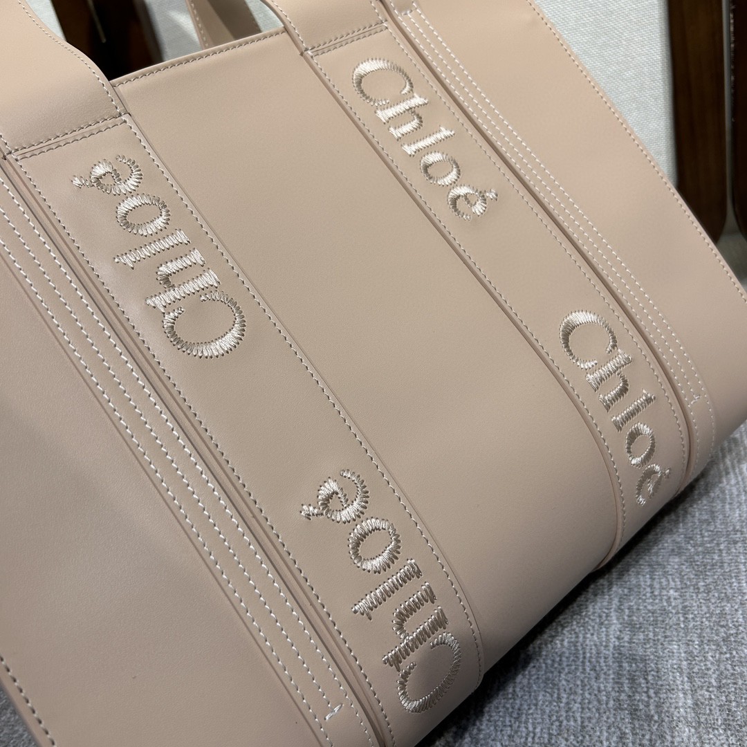 クロエ 極美品 37cm Woody 2WAY 手提げ袋 ショルダーバッグ