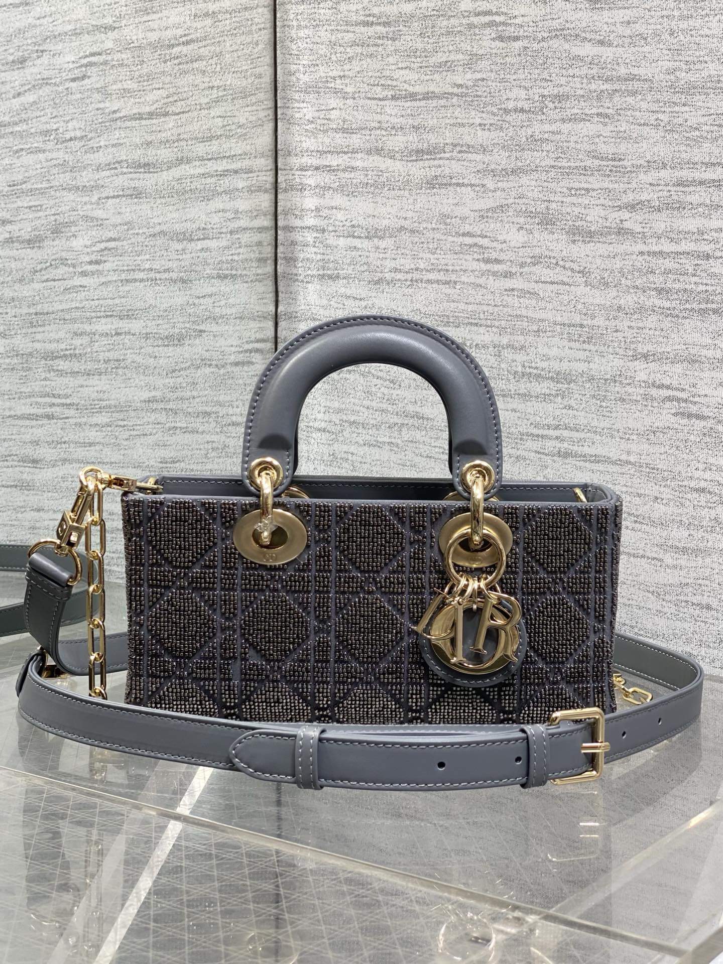 人気商品 クリスチャンディオール WOC ショルダー ハンド