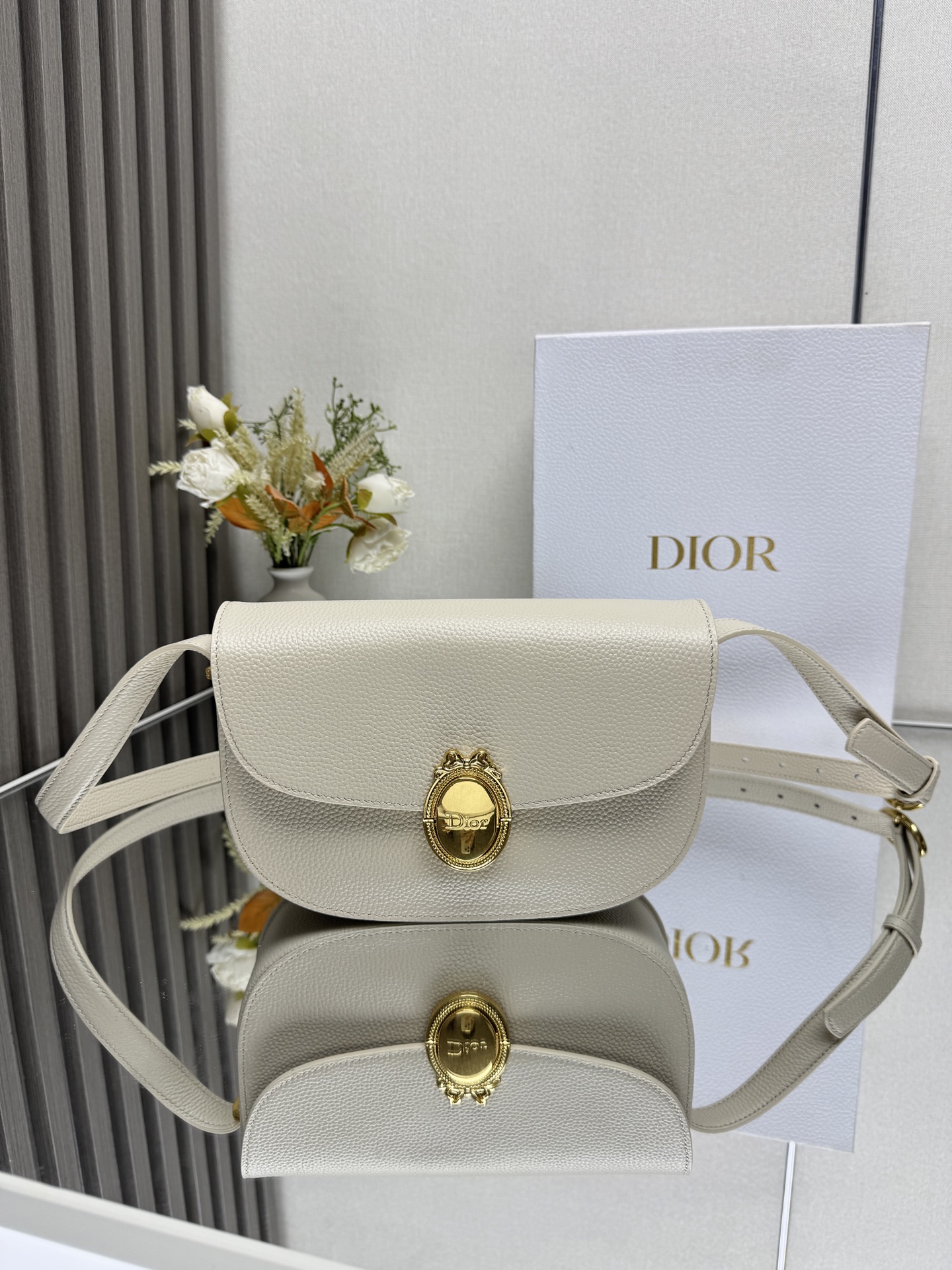 人気 クリスチャンディオール ハンドバッグ Medaillon ショルダー ハンド