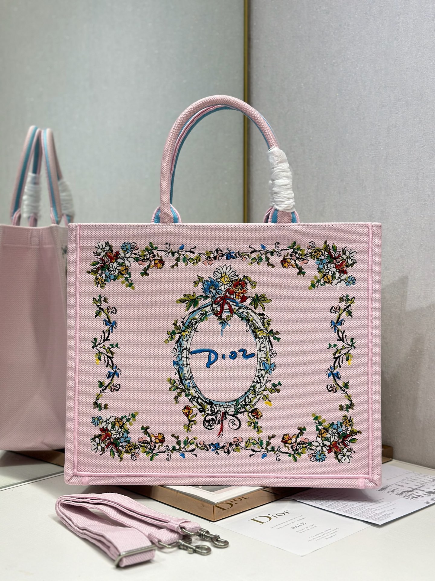 コピー通販 クリスチャンディオール ハンドバッグ BOOK TOTE Lサイズ 26016
