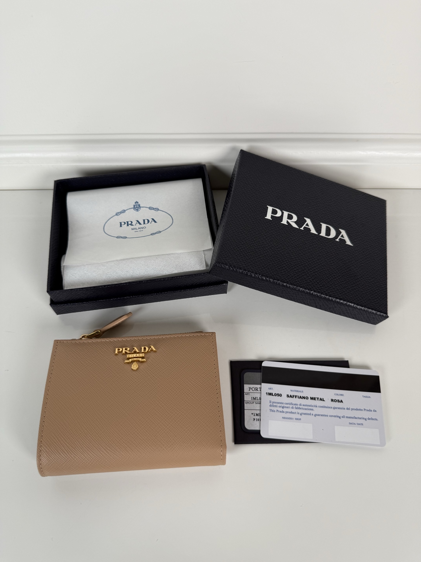プラダ 財布 コインケース 名刺入れ Wallet コピー通販激安2606