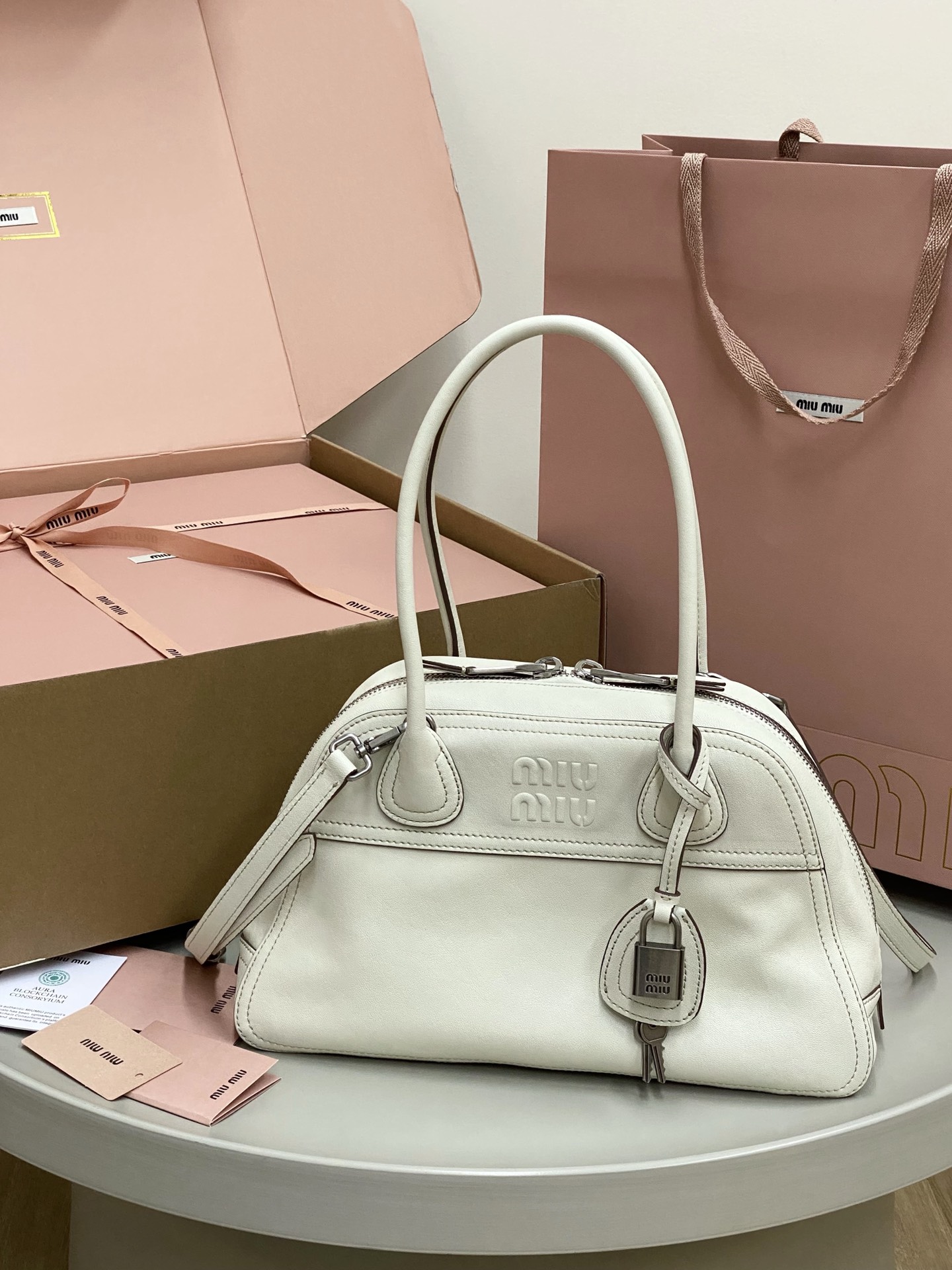 新作通販 超美品 ミュウミュウ 鞄 bag ボストンバッグ2606