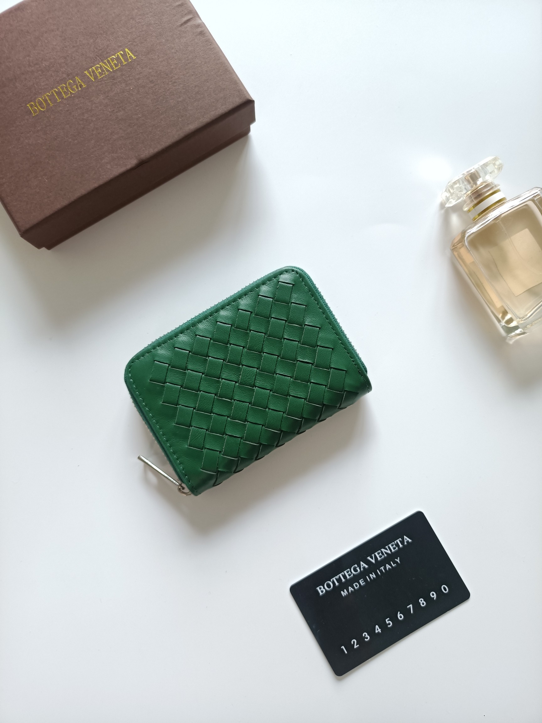 ボッテガ ヴェネタ 財布 コインケース 名刺入れ Wallet コピー通販2606XBJ50-620348-5