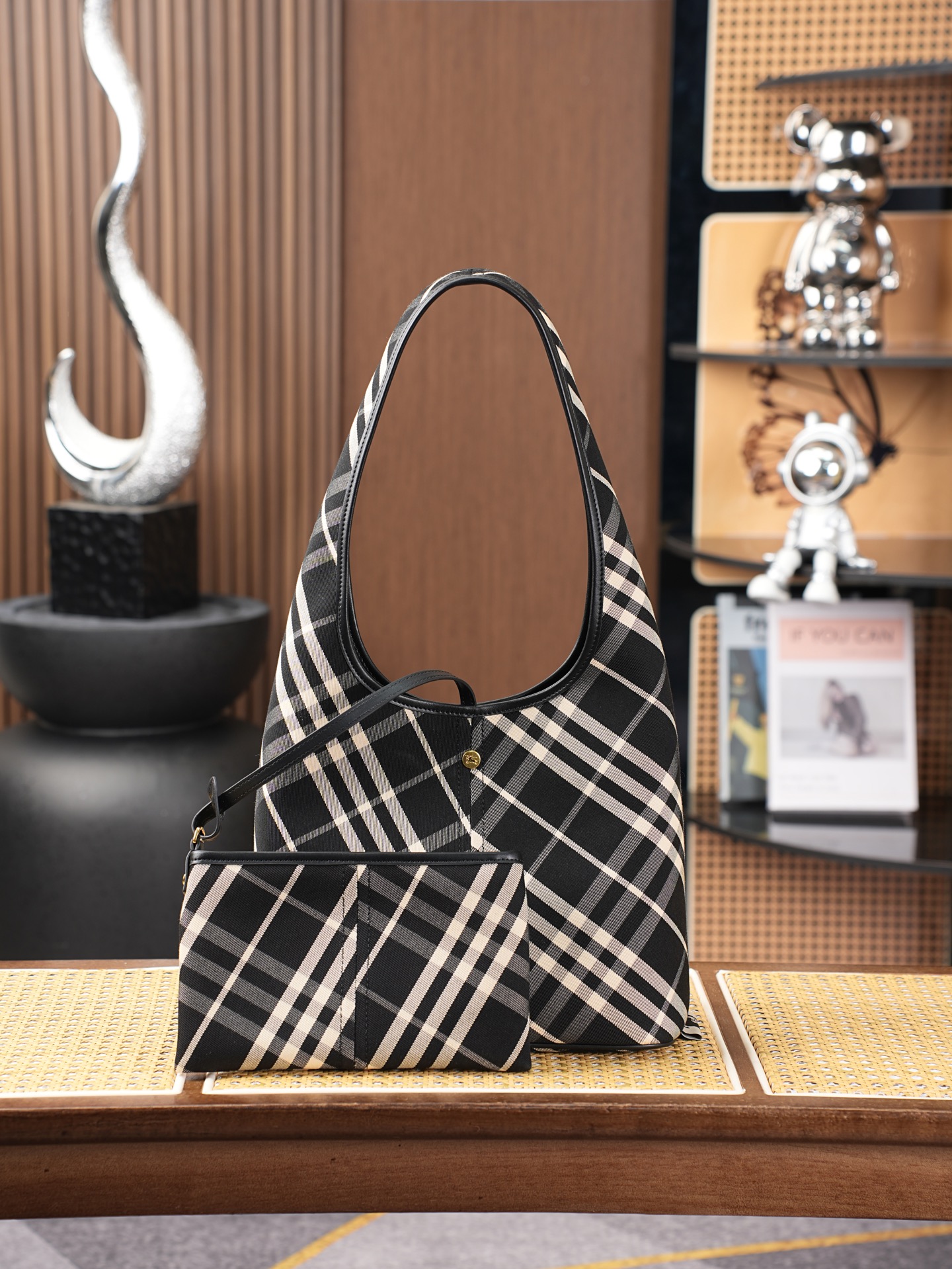 激安人気新品鞄 バッグ バーバリー 2WAY 肩掛けバッグ 2606