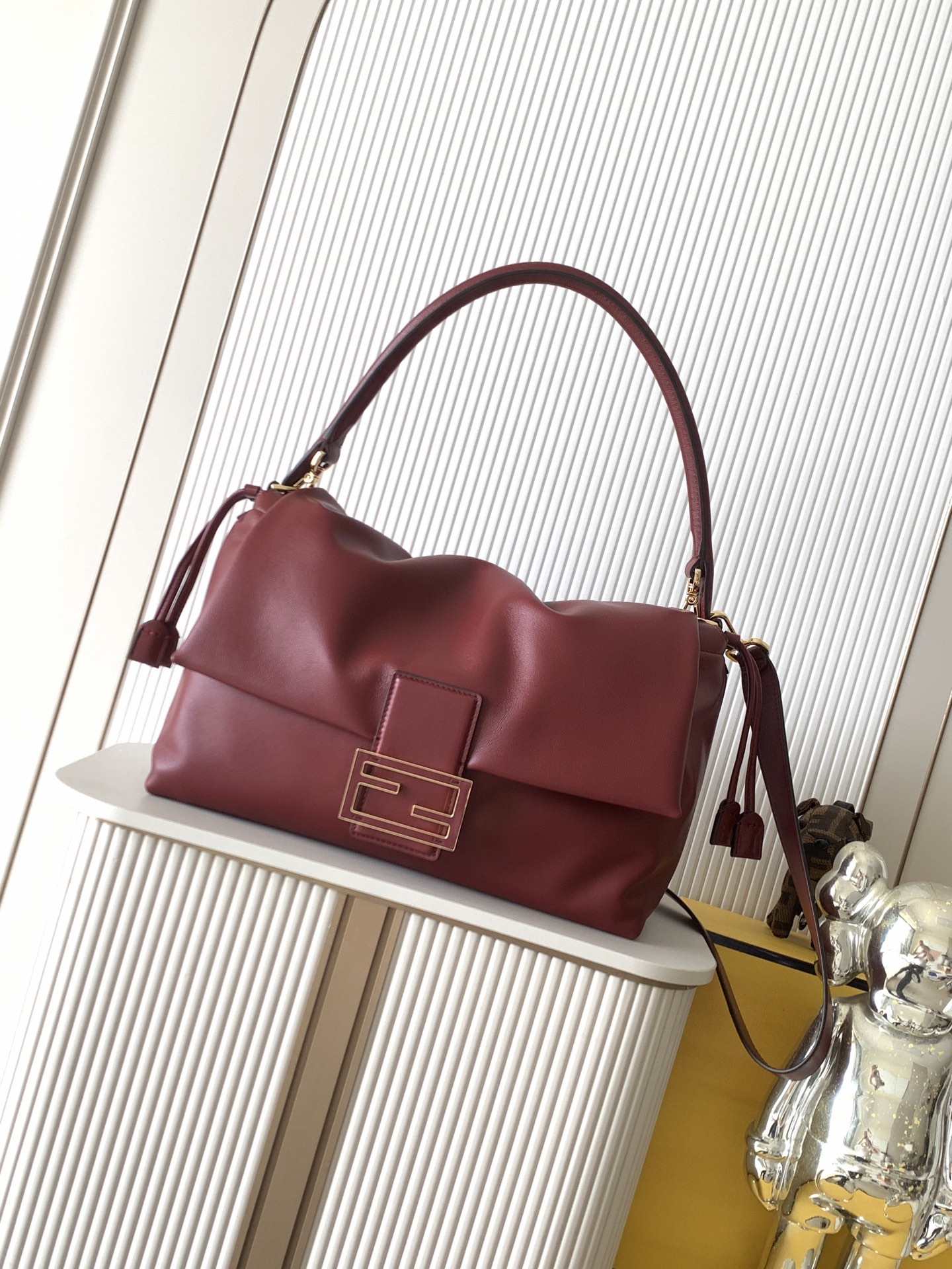 激安人気新品鞄 バッグ フェンディ Mamma Baguette 2WAY 斜め挂けバッグ