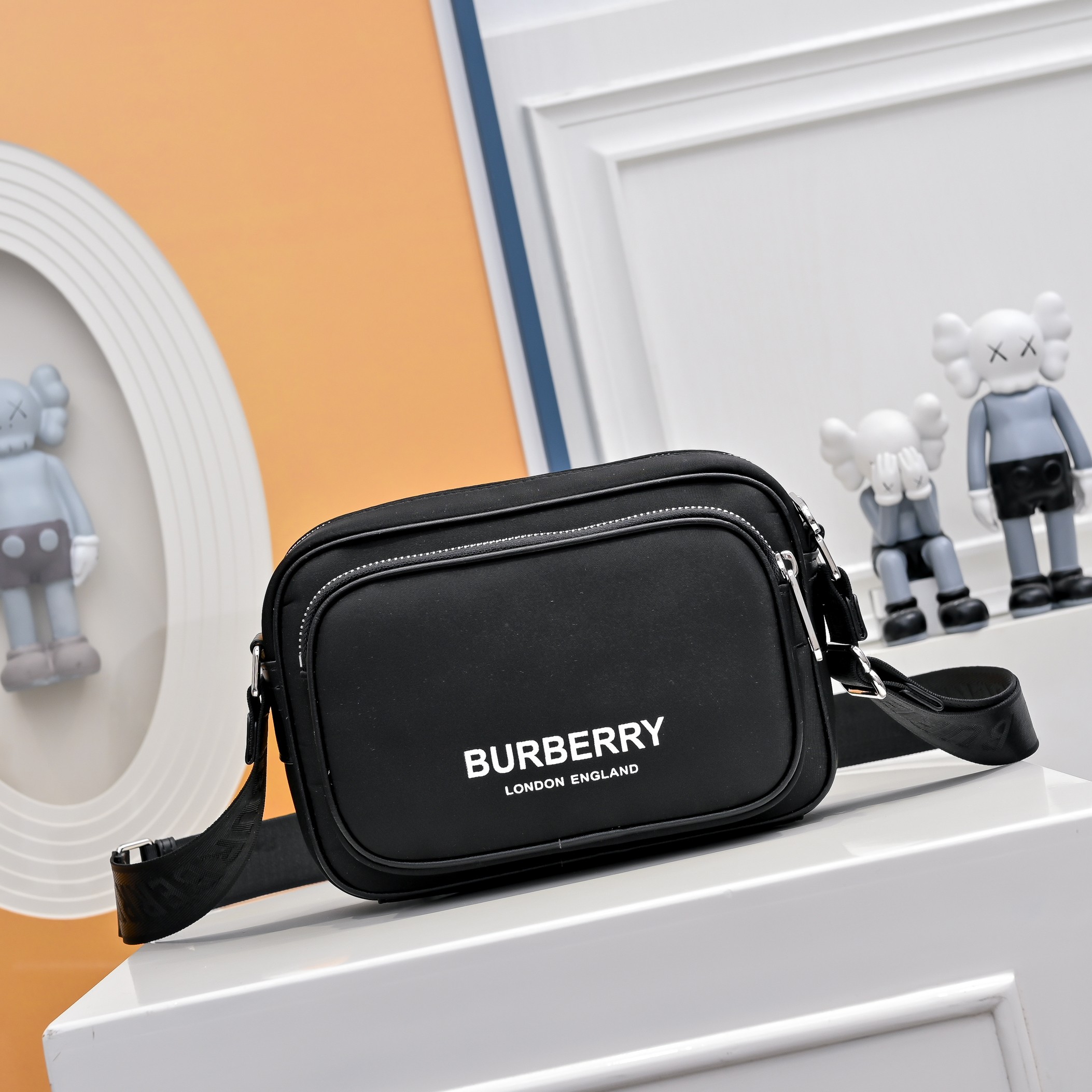 激安人気新品鞄 バッグ バーバリー 2WAY 斜め挂けバッグ
